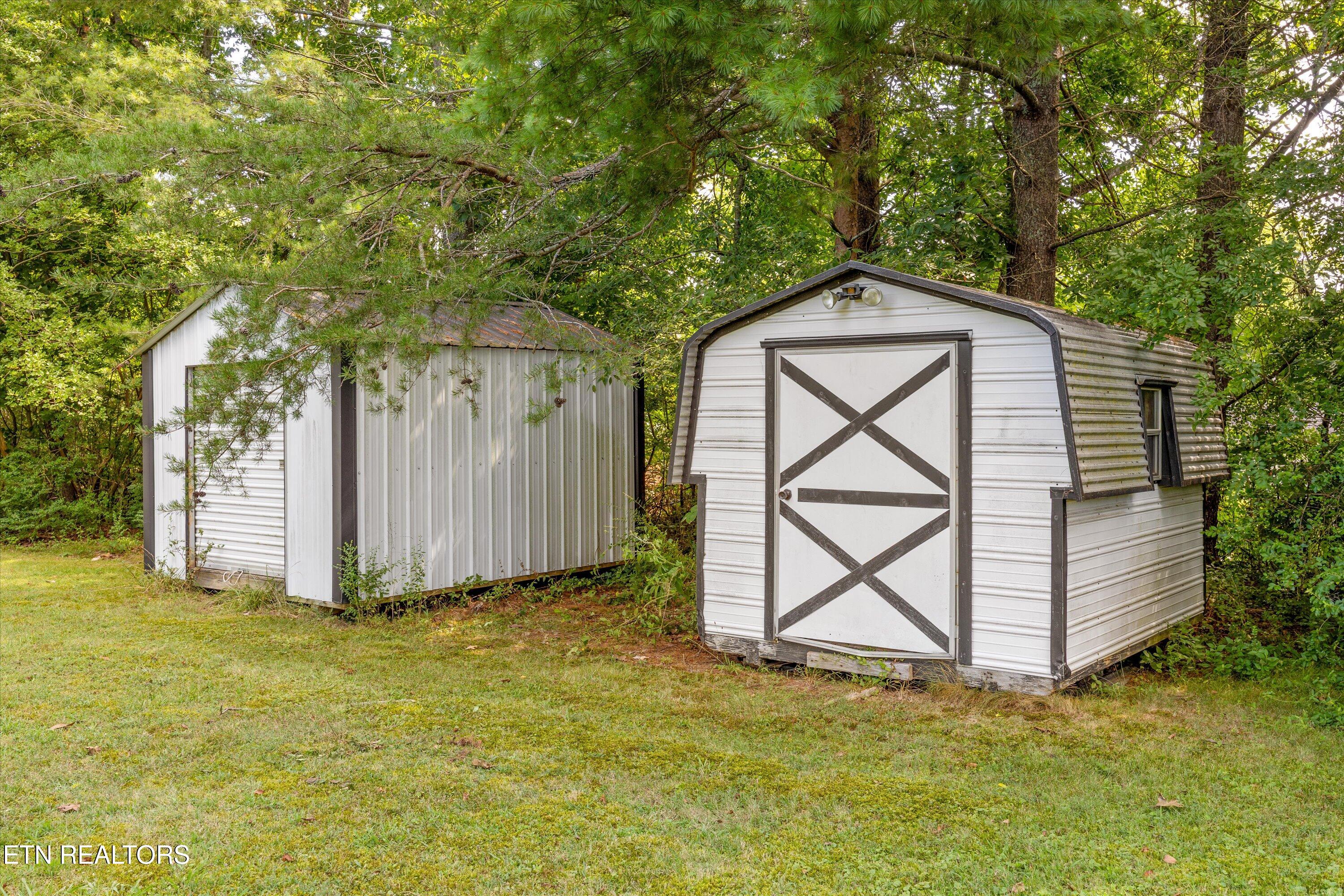 107 Hillcrest Lane