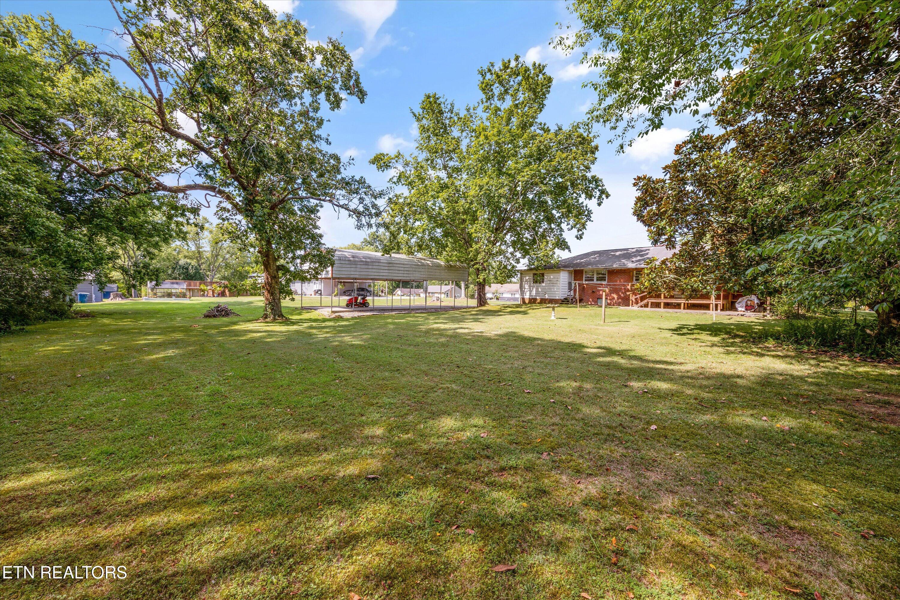 107 Hillcrest Lane