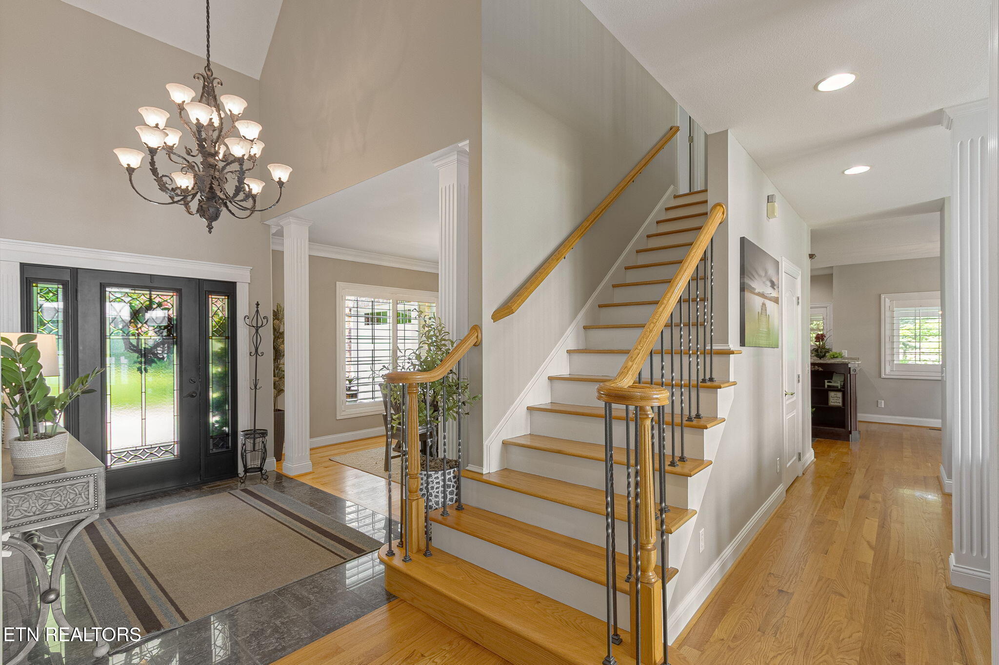 231 Holiday Point Drive