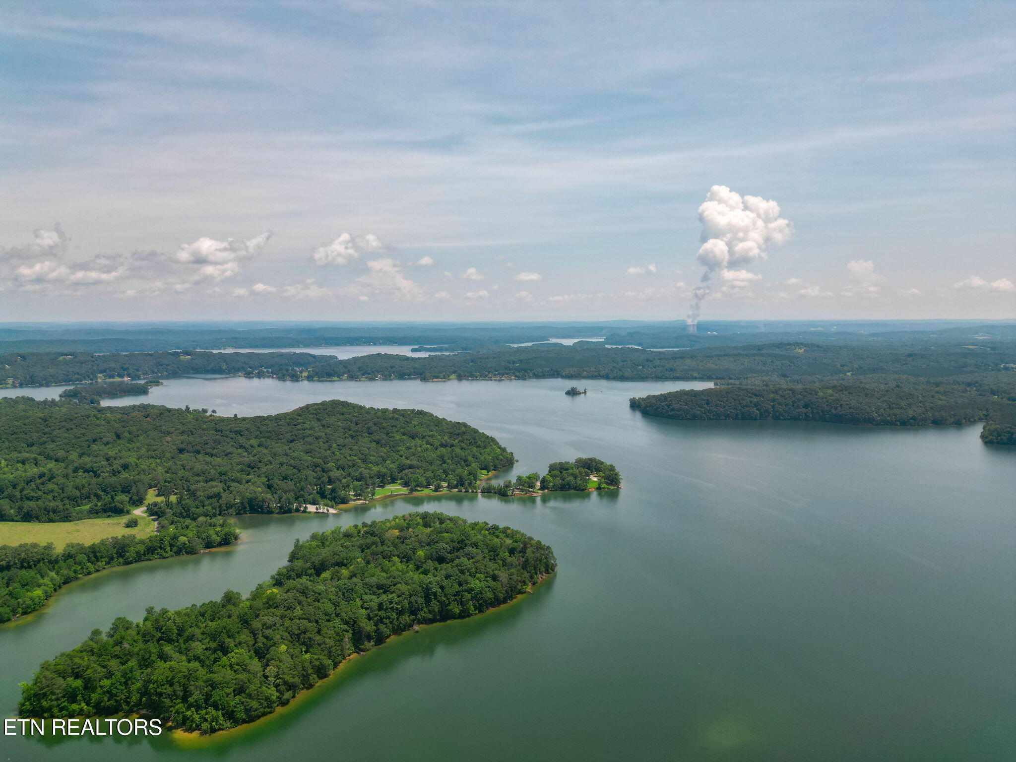231 Holiday Point Drive