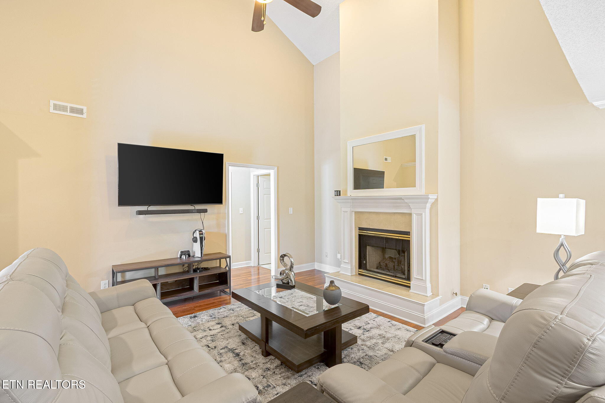 826 Gresham Rd