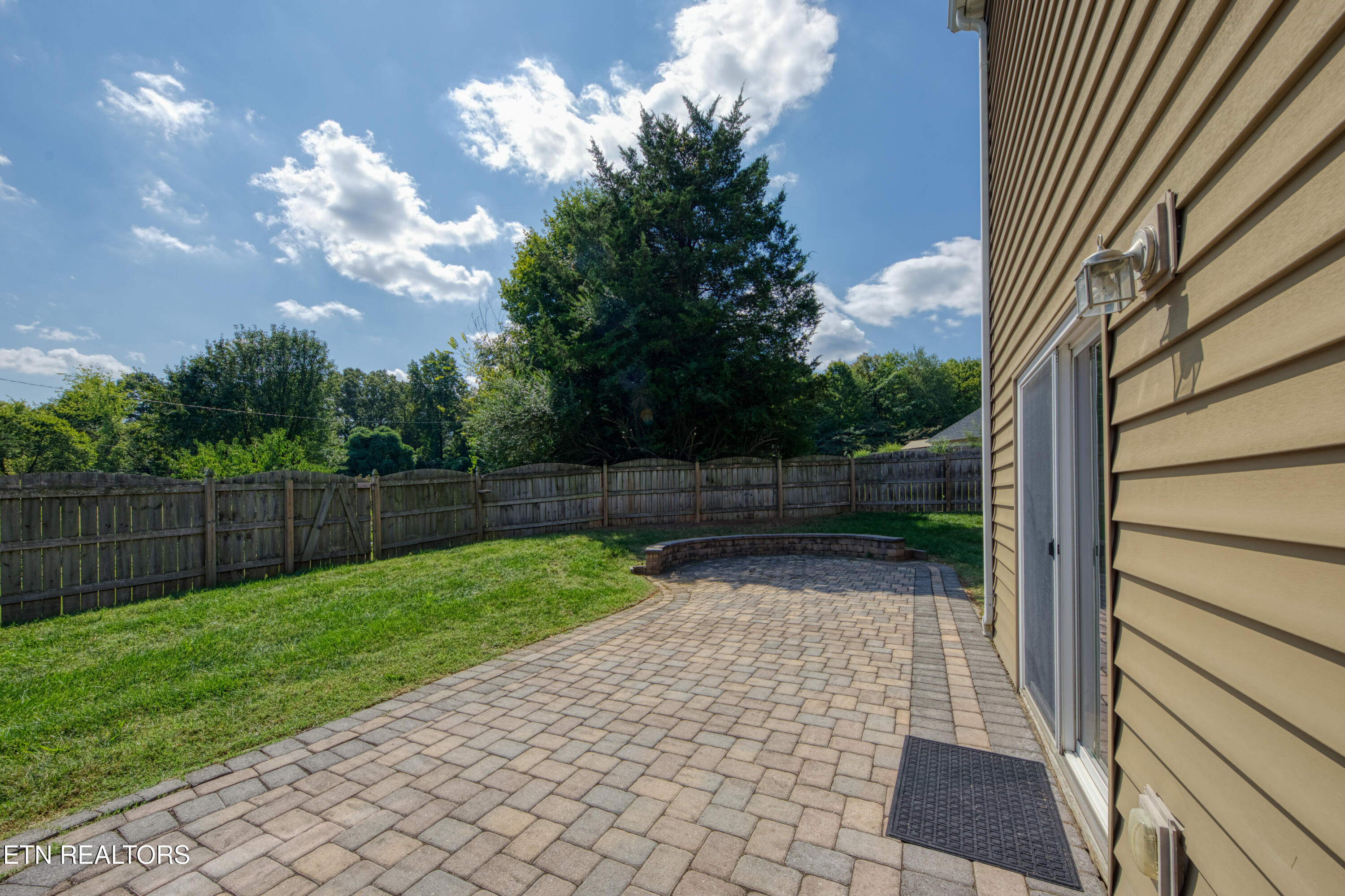 11608 Grove Hill Lane