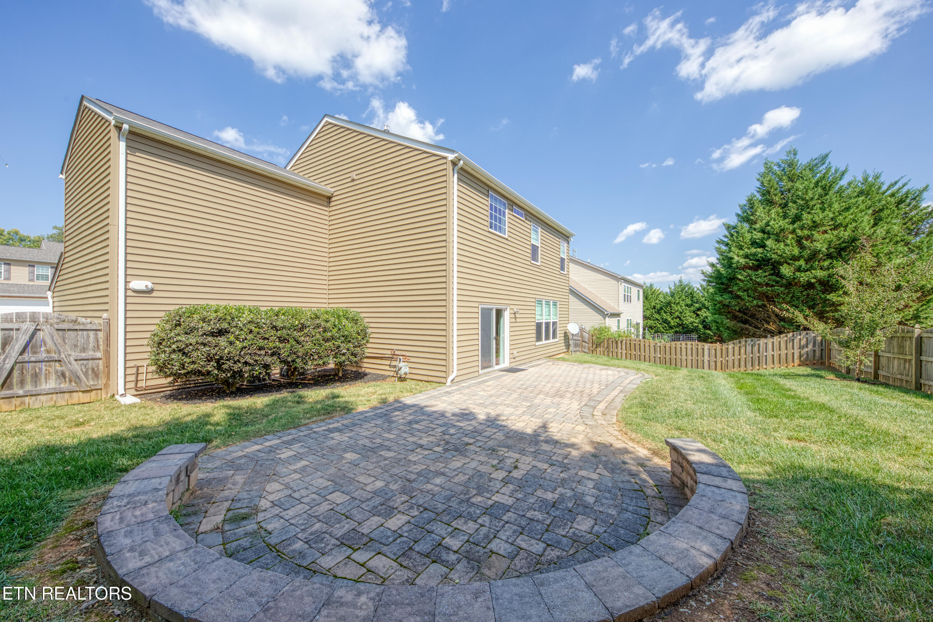 11608 Grove Hill Lane