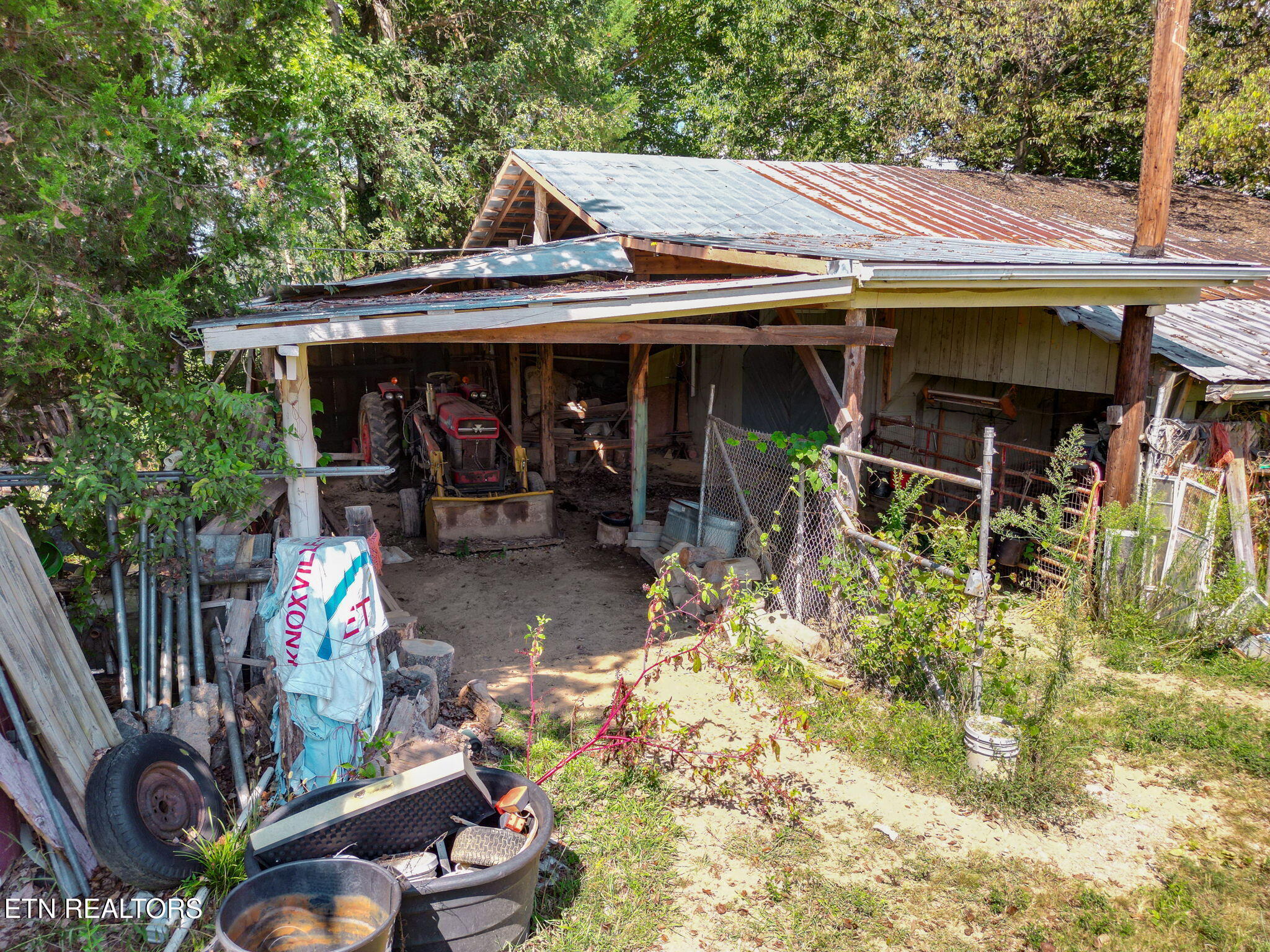 2733 Shipe Rd