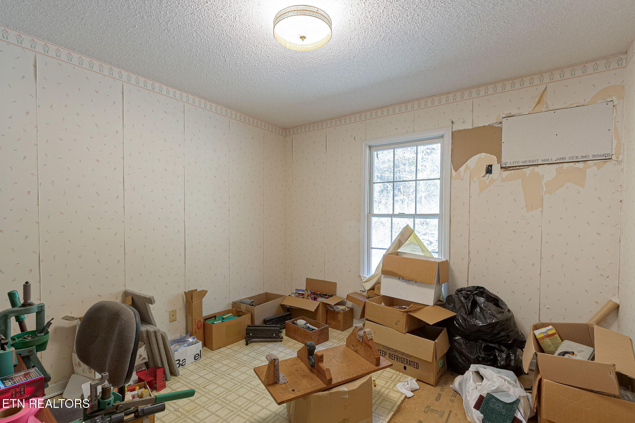 12515 Yarnell Rd, Knoxville