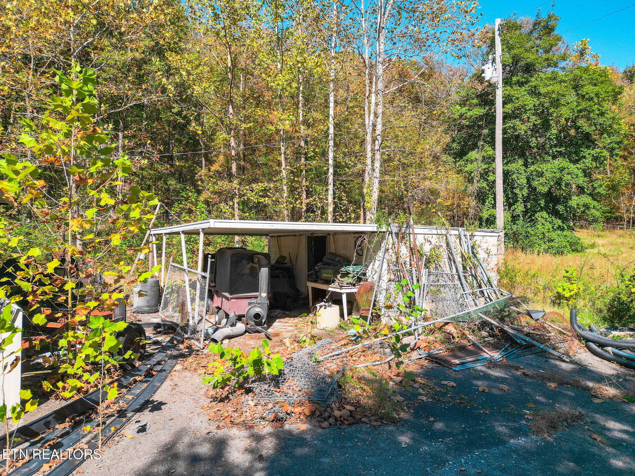 12515 Yarnell Rd, Knoxville