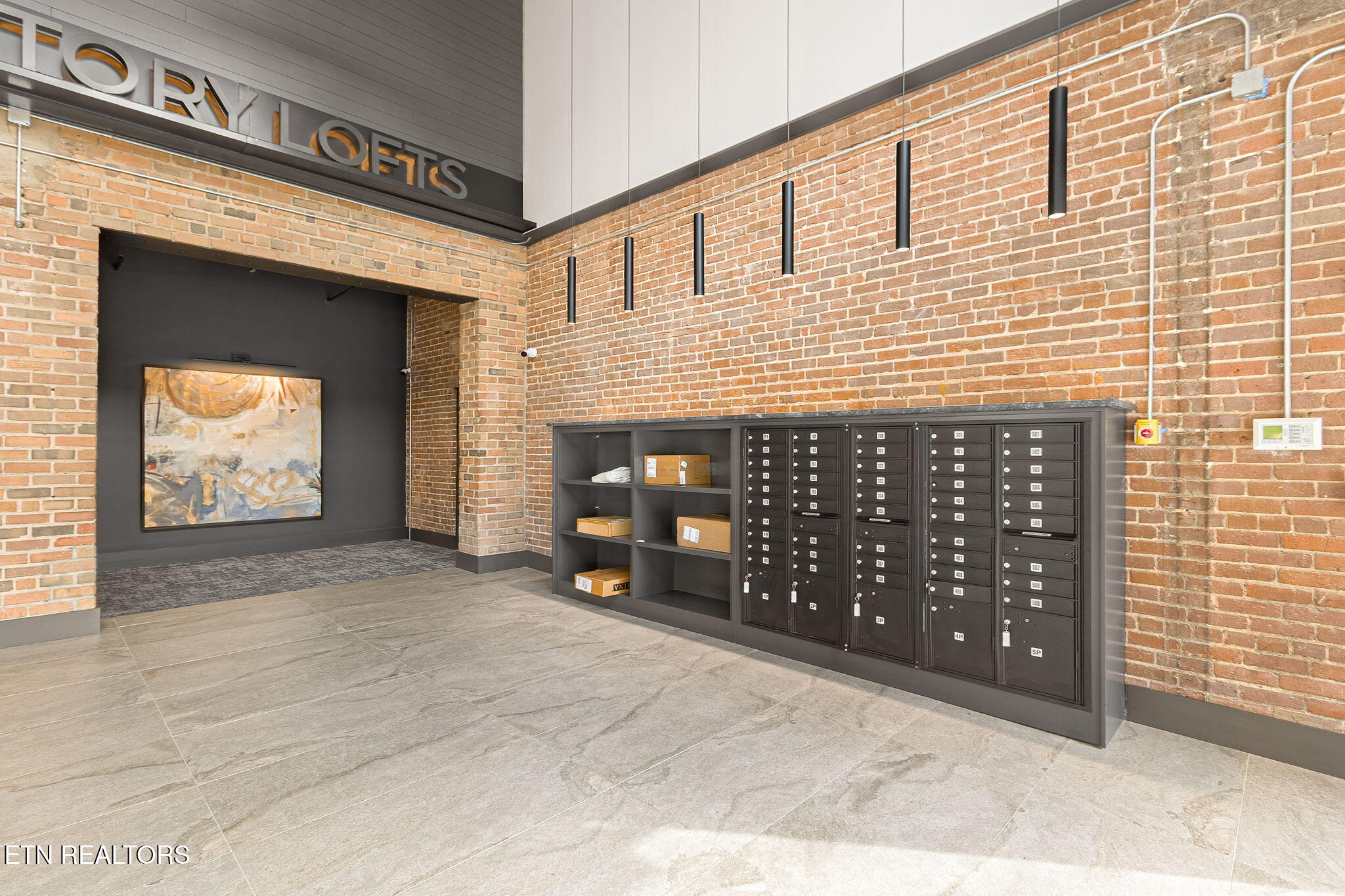 1060 Worlds Fair Park Drive 16