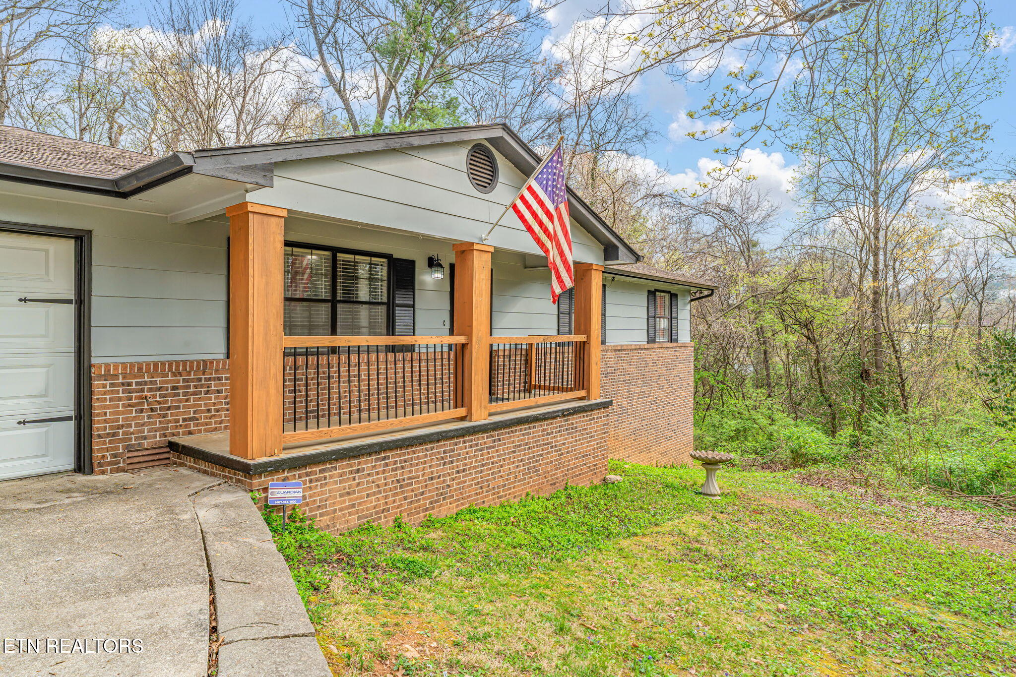 3612 Sprucewood Rd