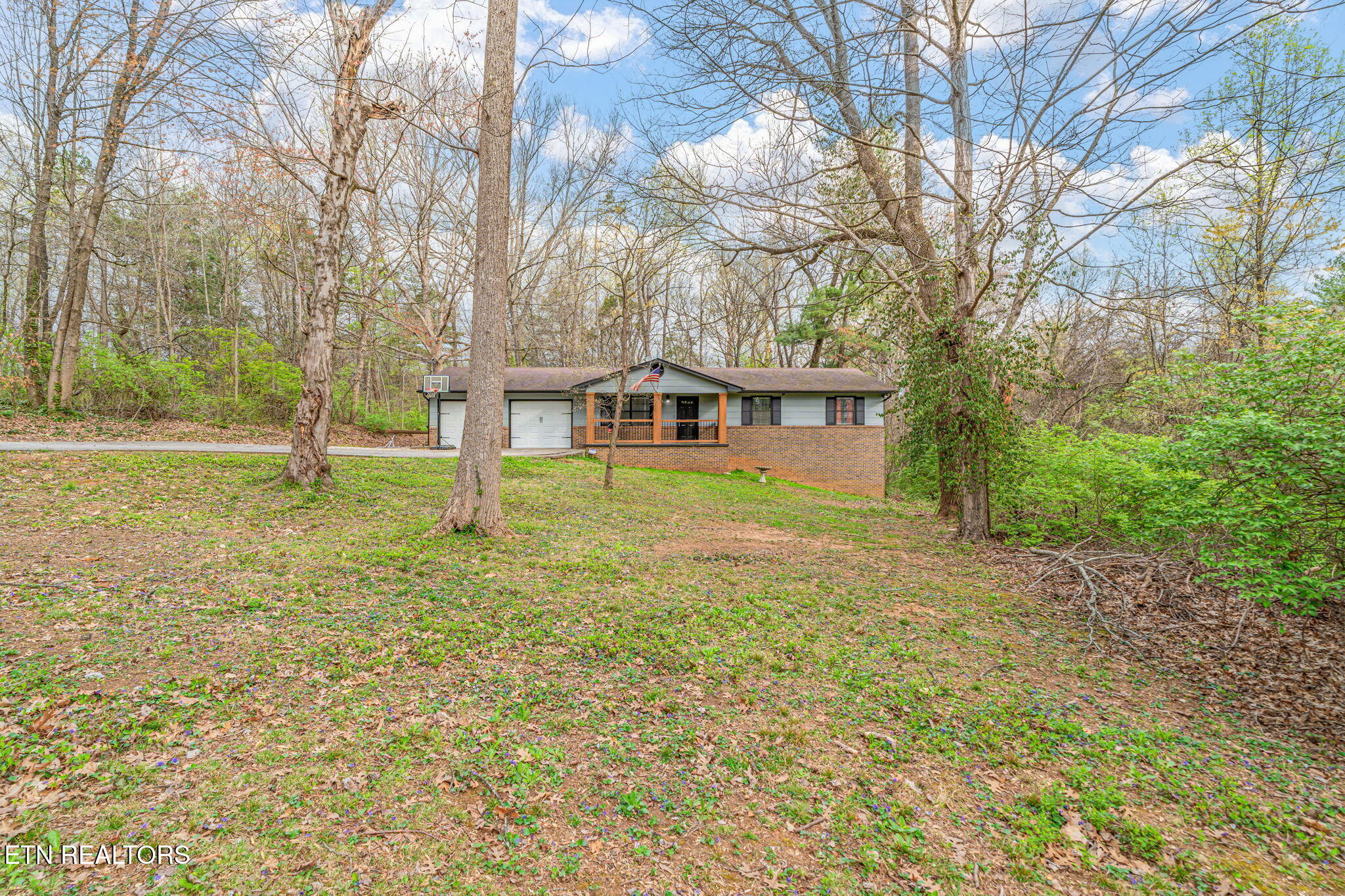 3612 Sprucewood Rd