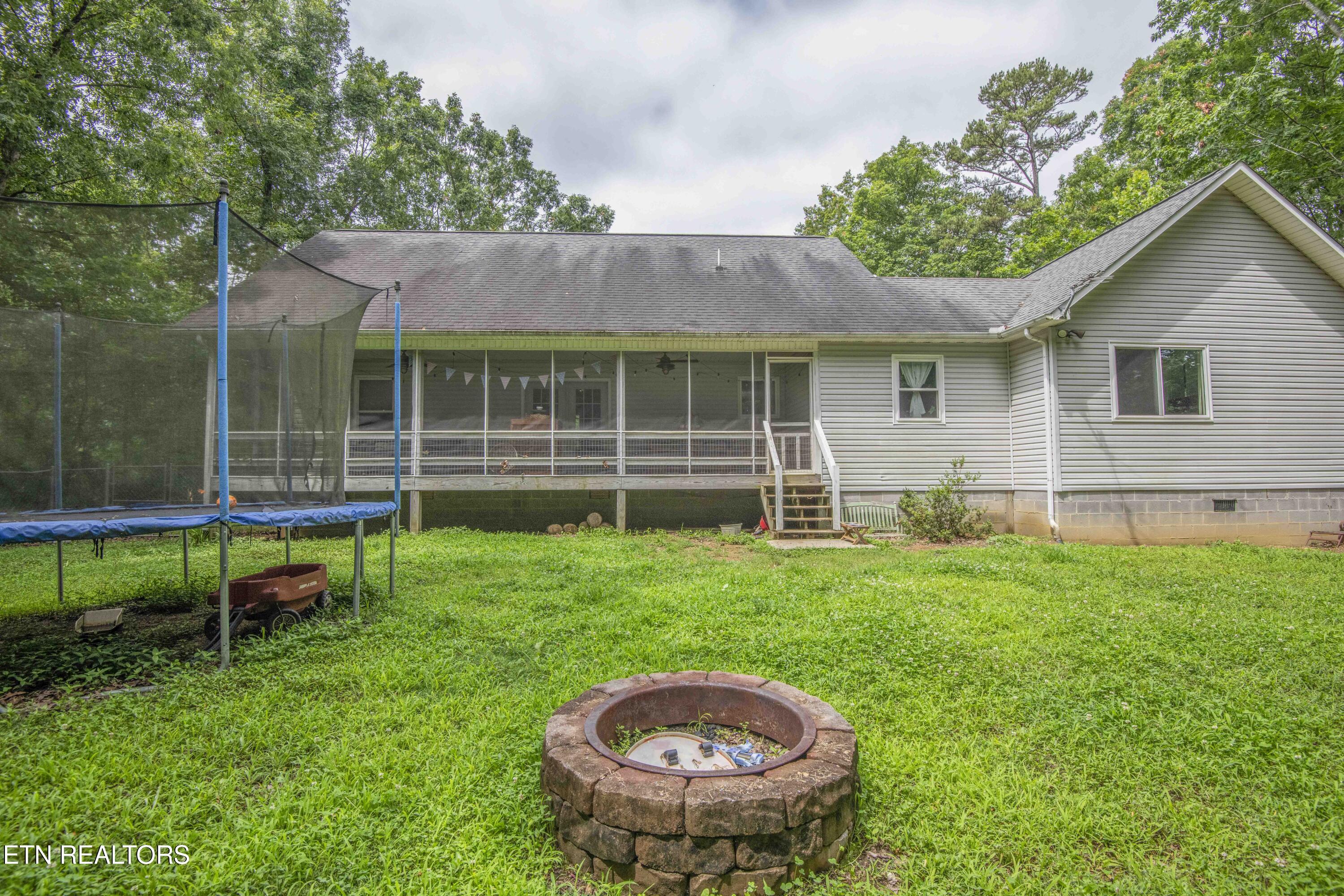 123 Southlake Drive