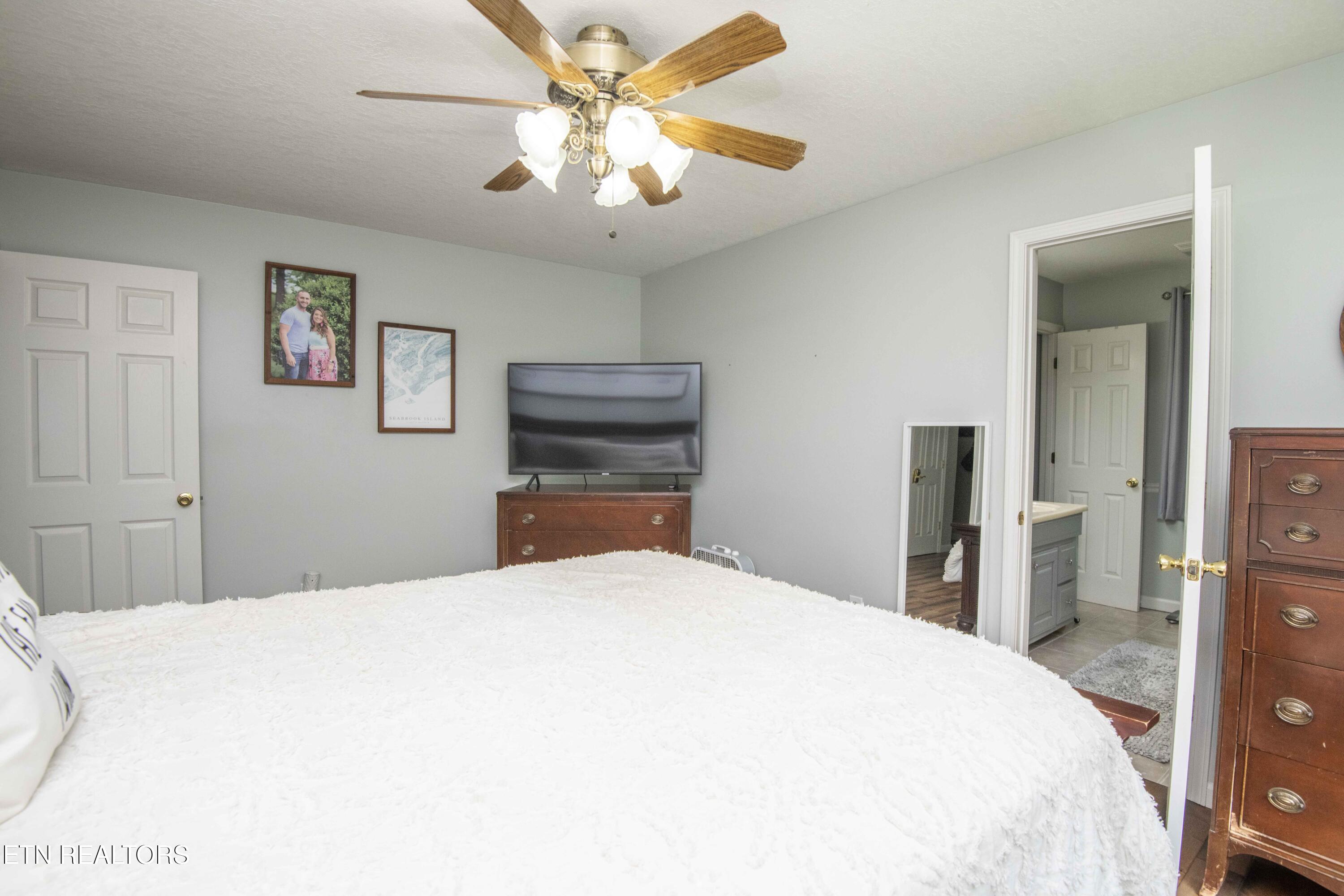 123 Southlake Drive