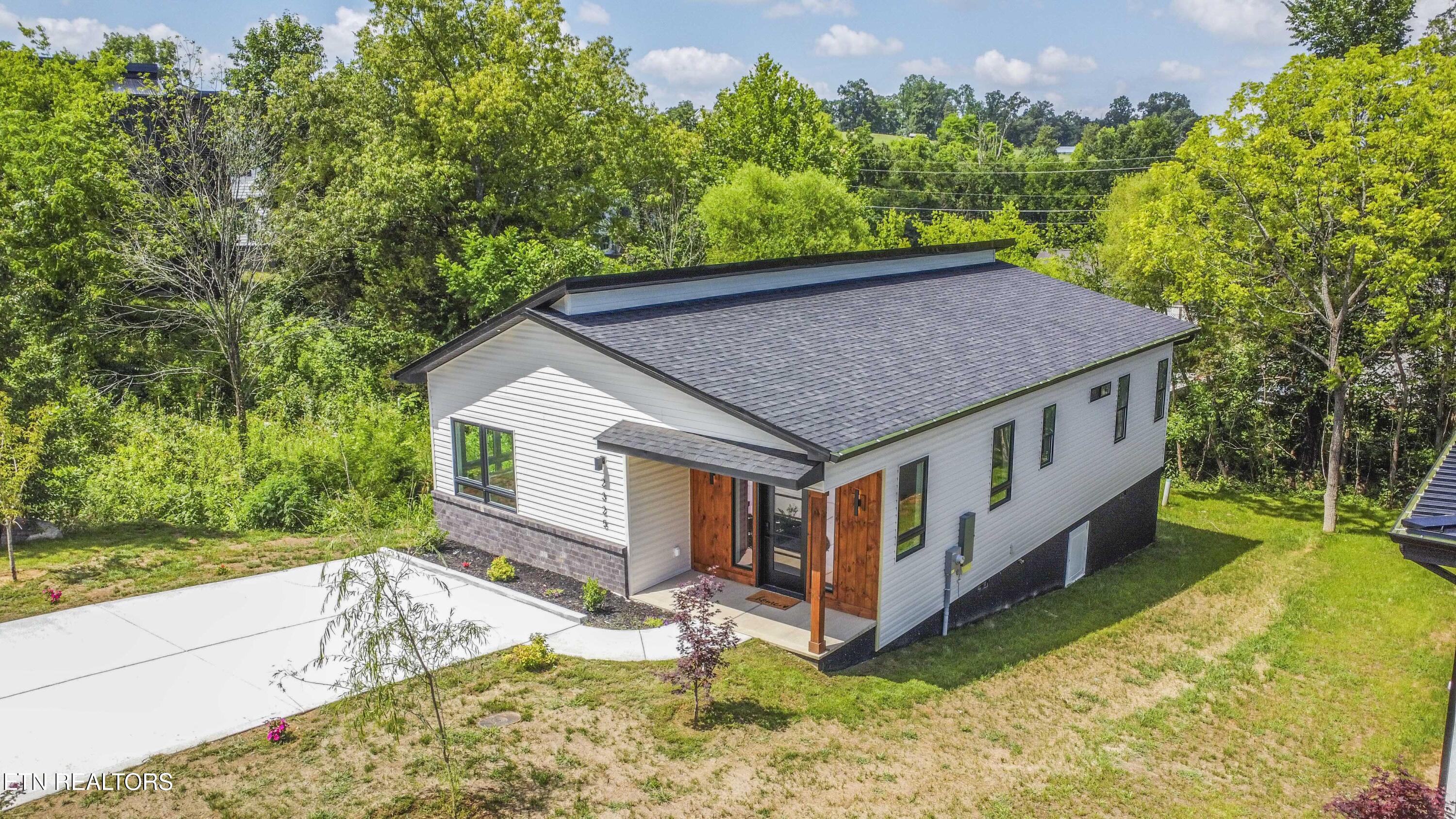 2325 Rock Gardens Drive