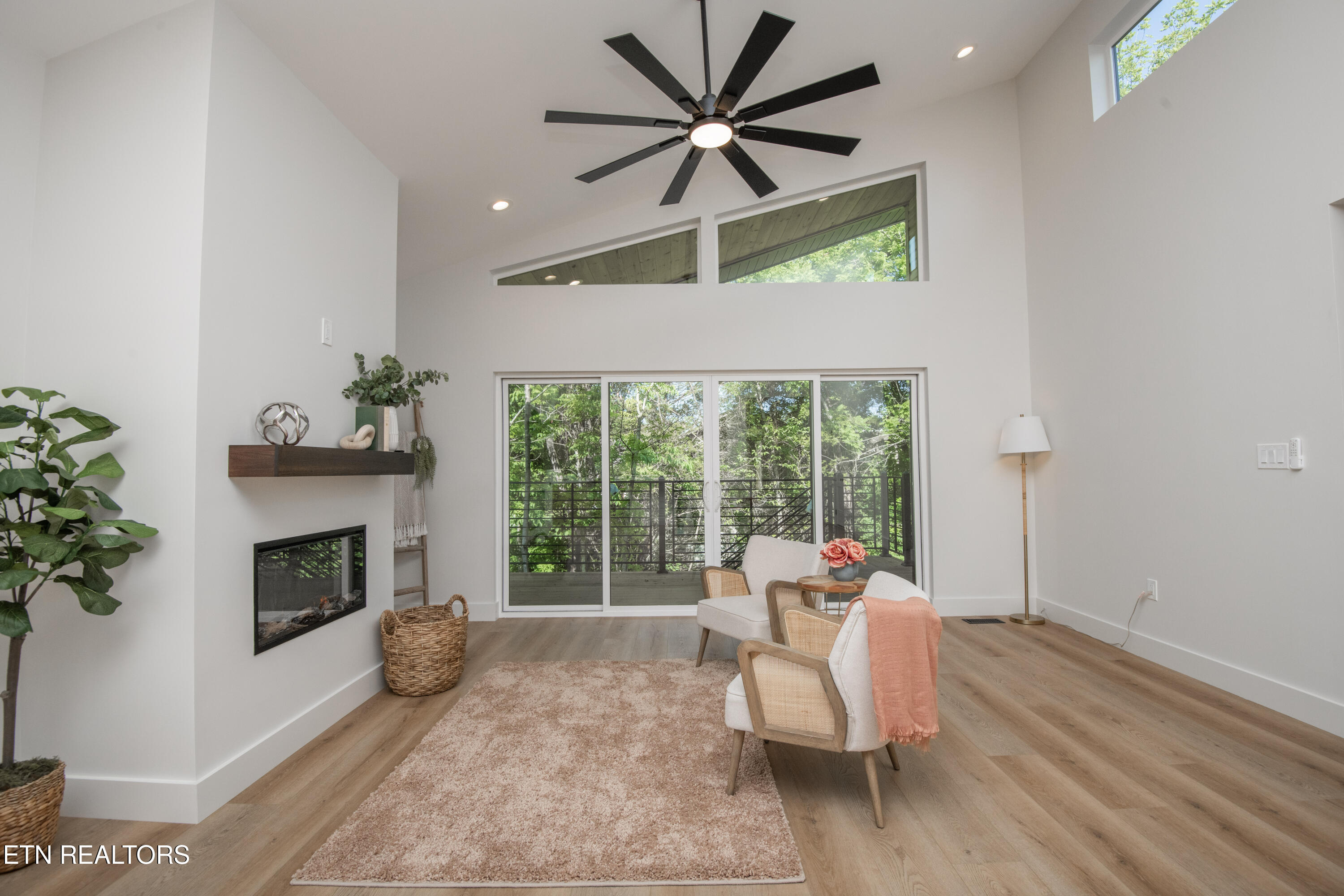 2335 Rock Gardens Drive