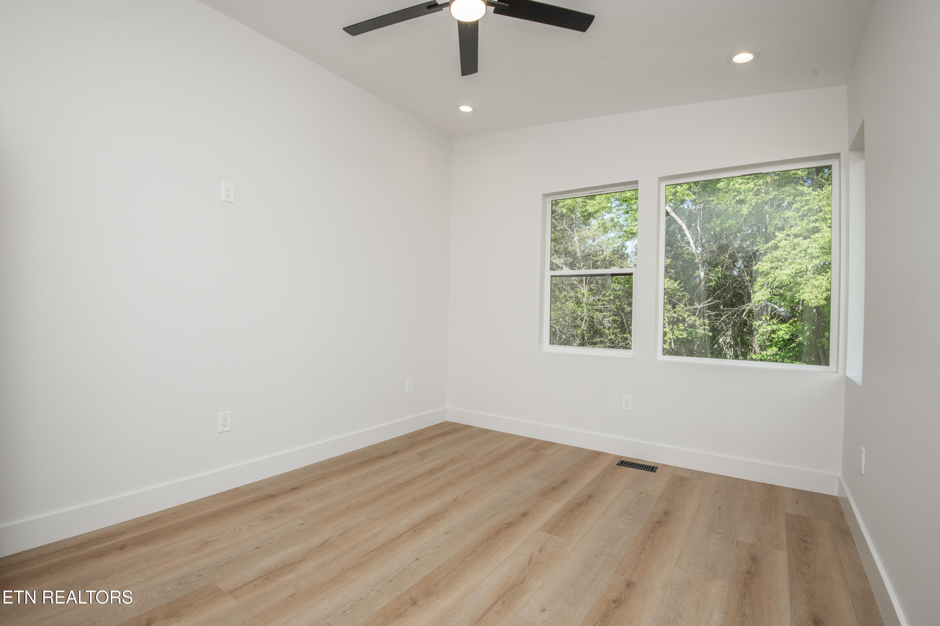 2335 Rock Gardens Drive