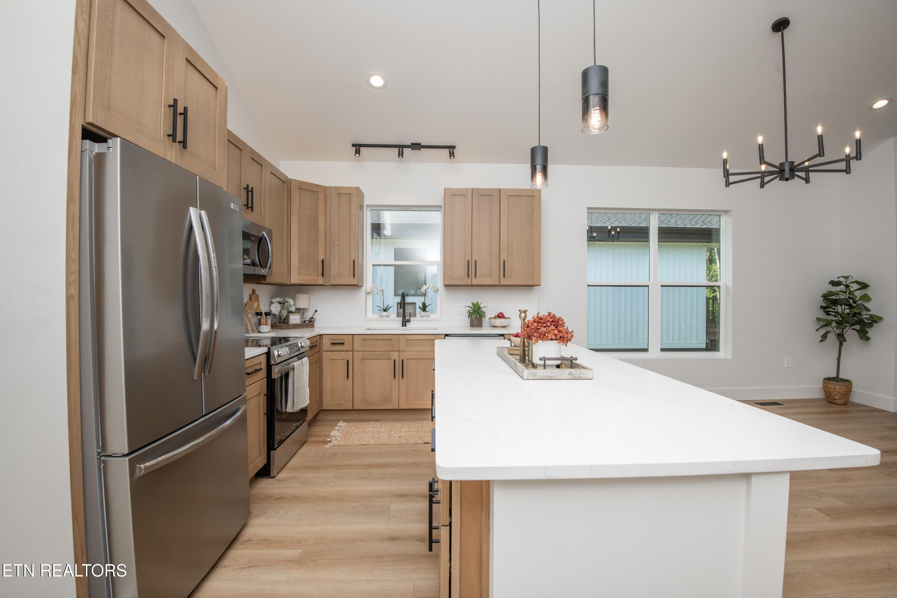 2335 Rock Gardens Drive