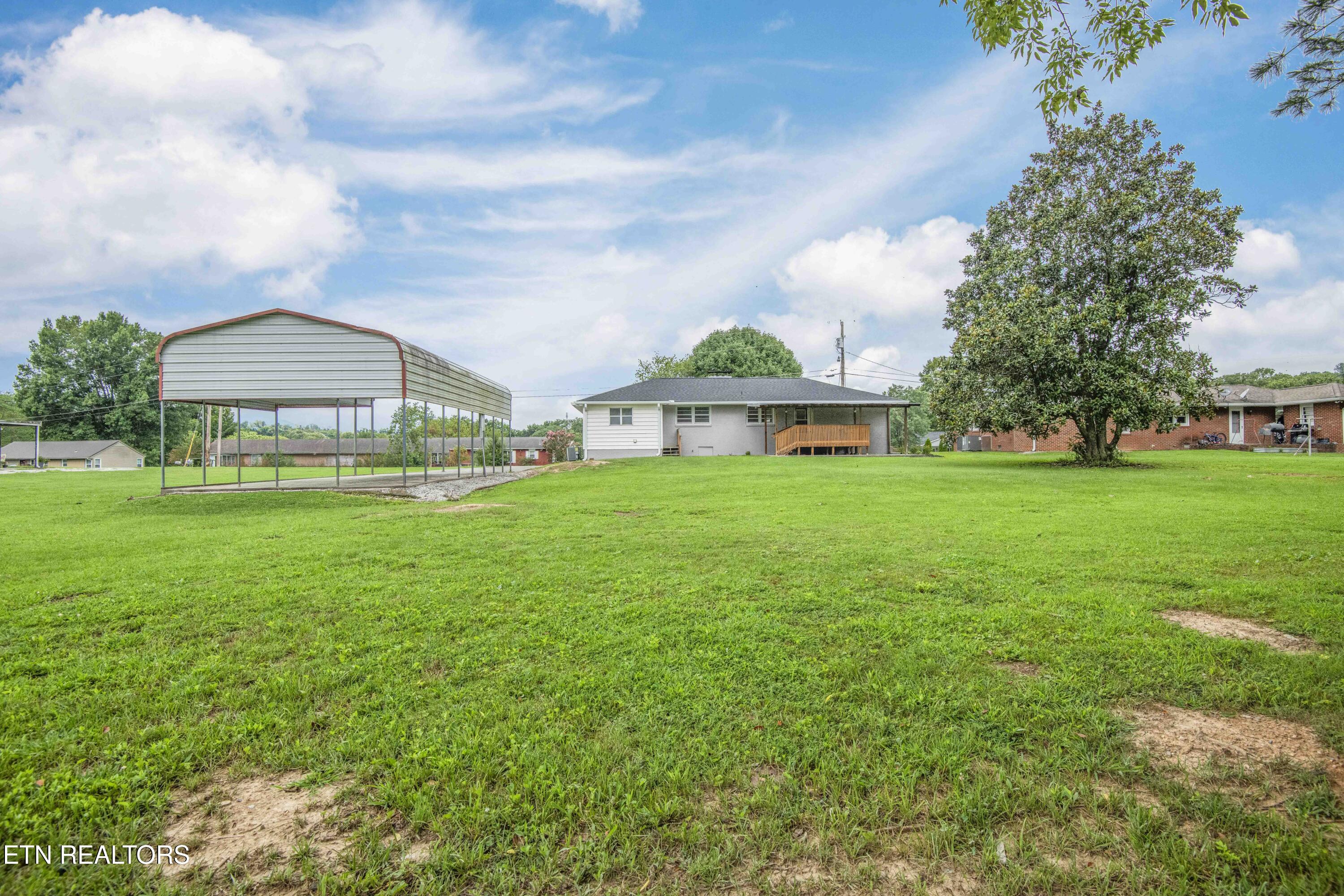 107 Hillcrest Lane