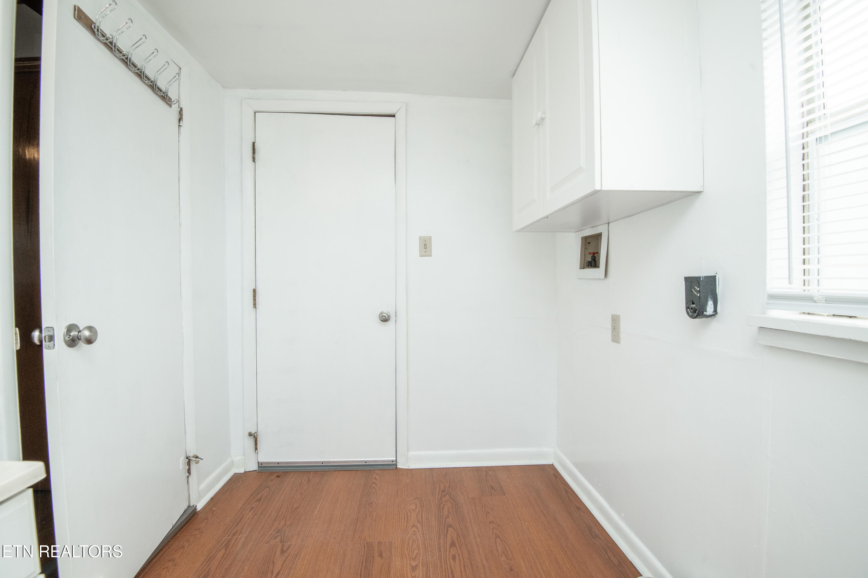 107 Hillcrest Lane