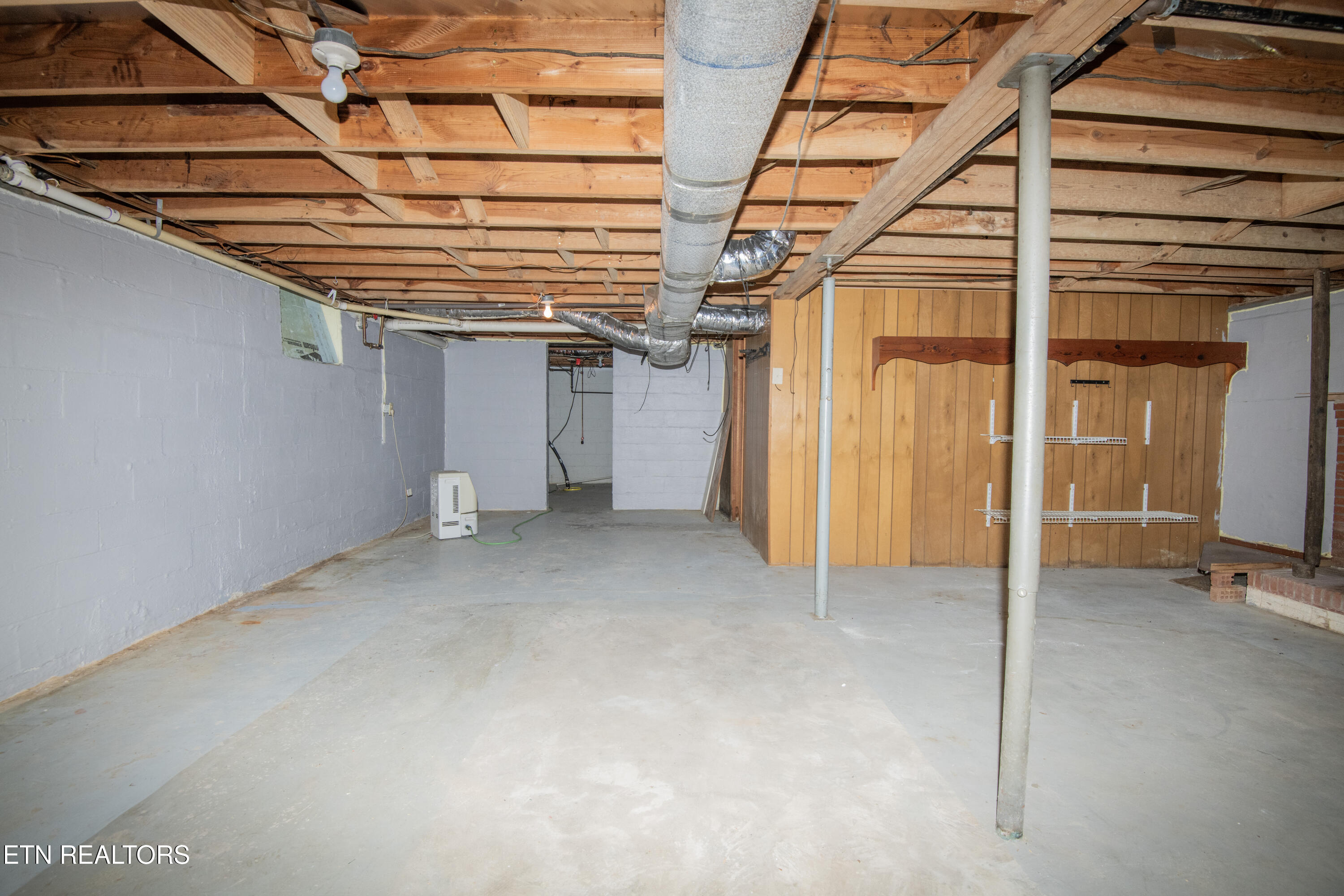 107 Hillcrest Lane