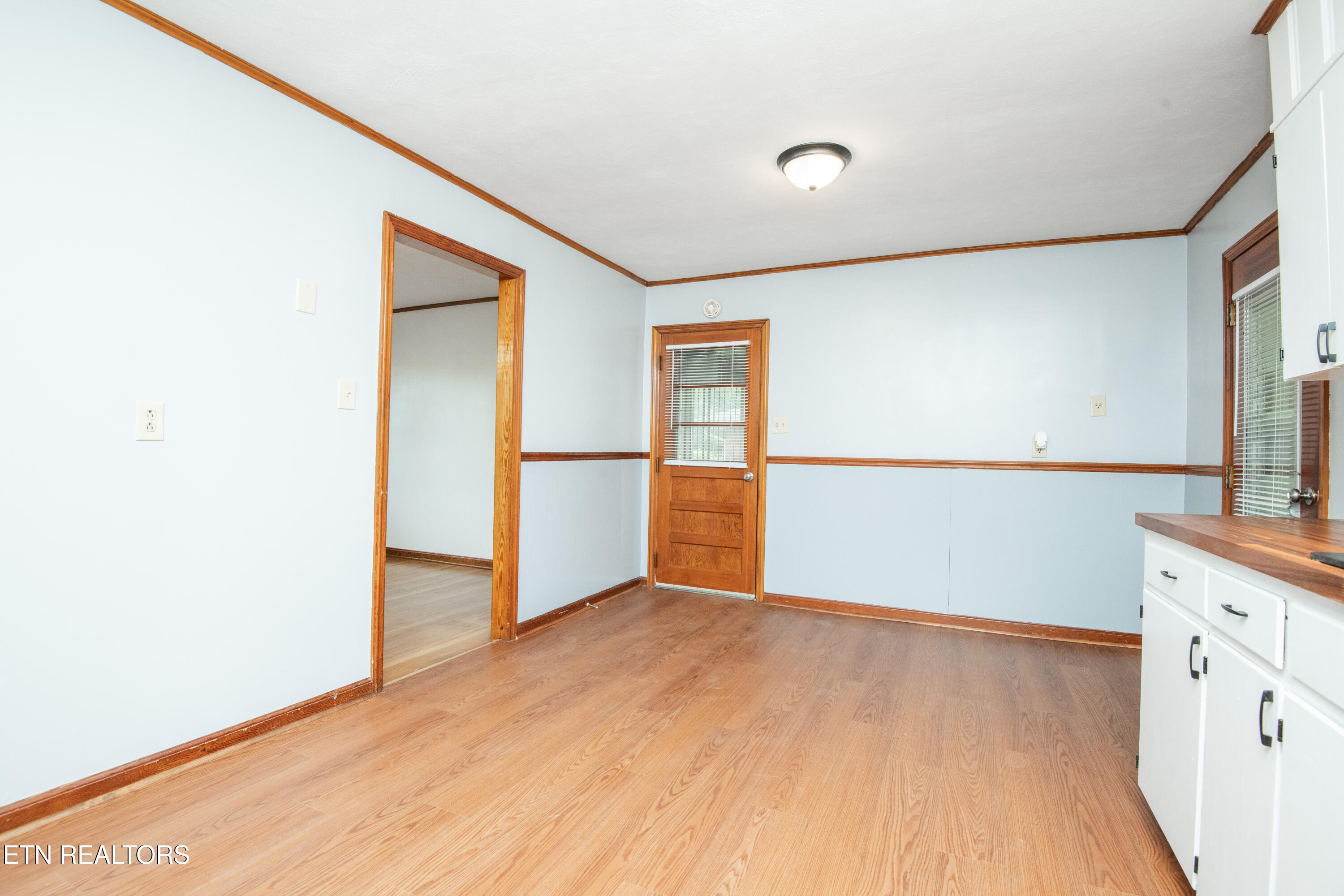 107 Hillcrest Lane