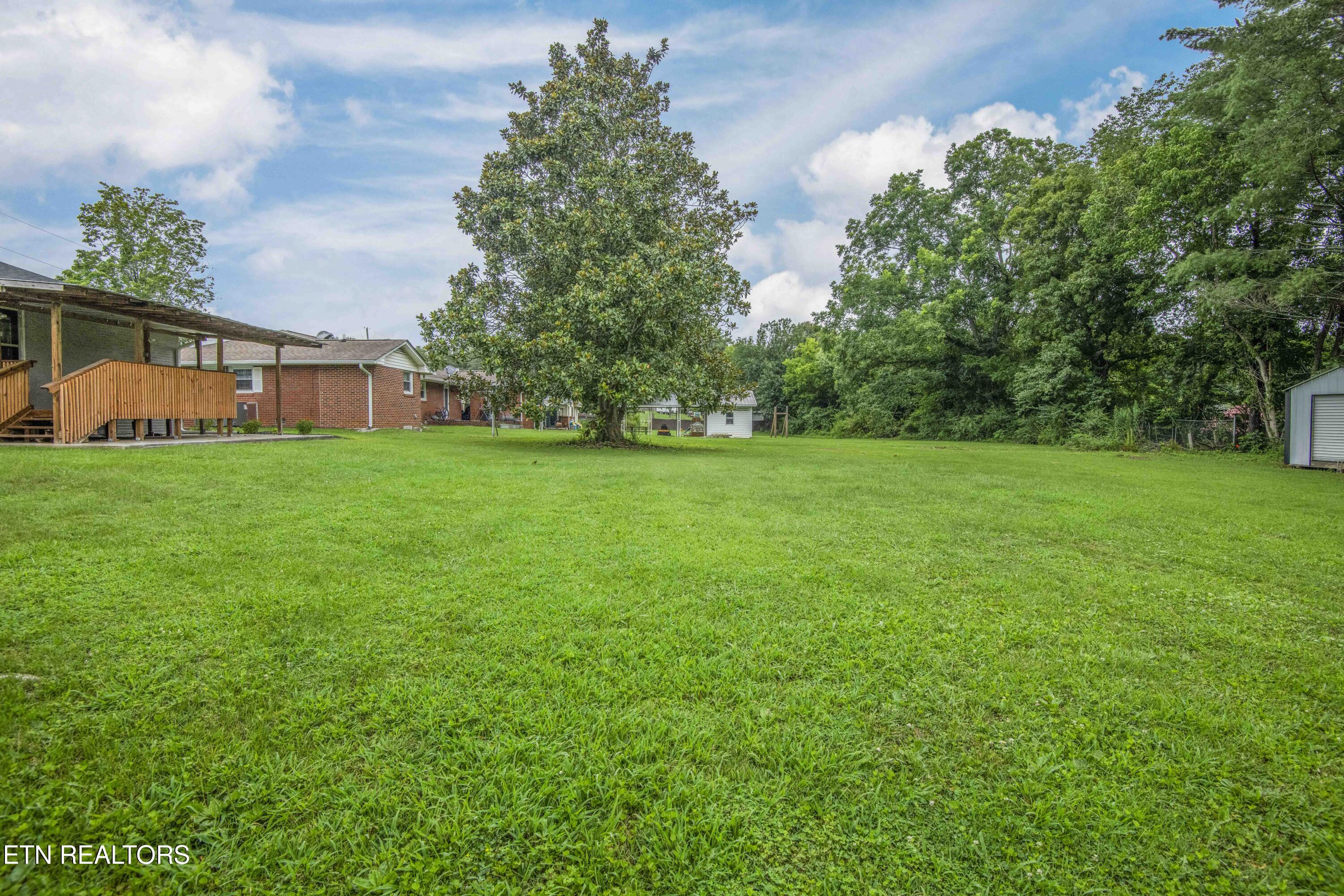 107 Hillcrest Lane