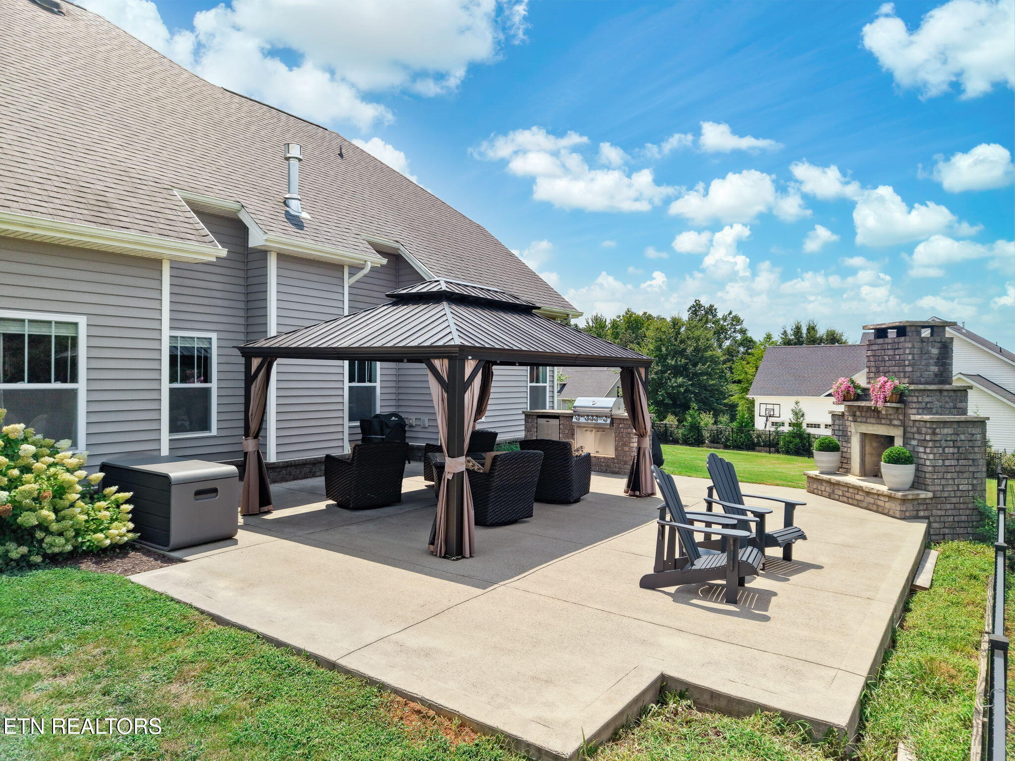 102 Pineberry West Rd