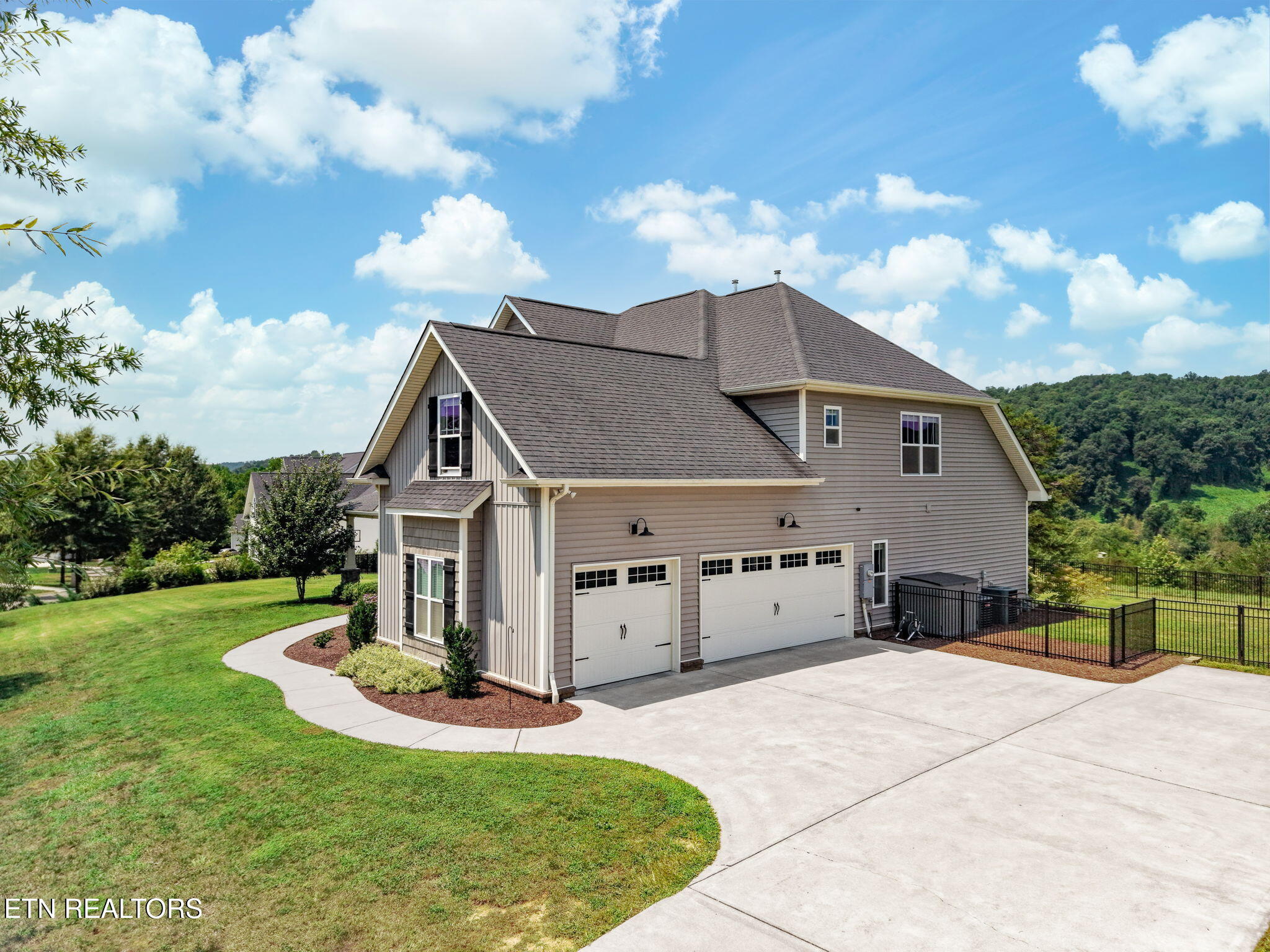 102 Pineberry West Rd