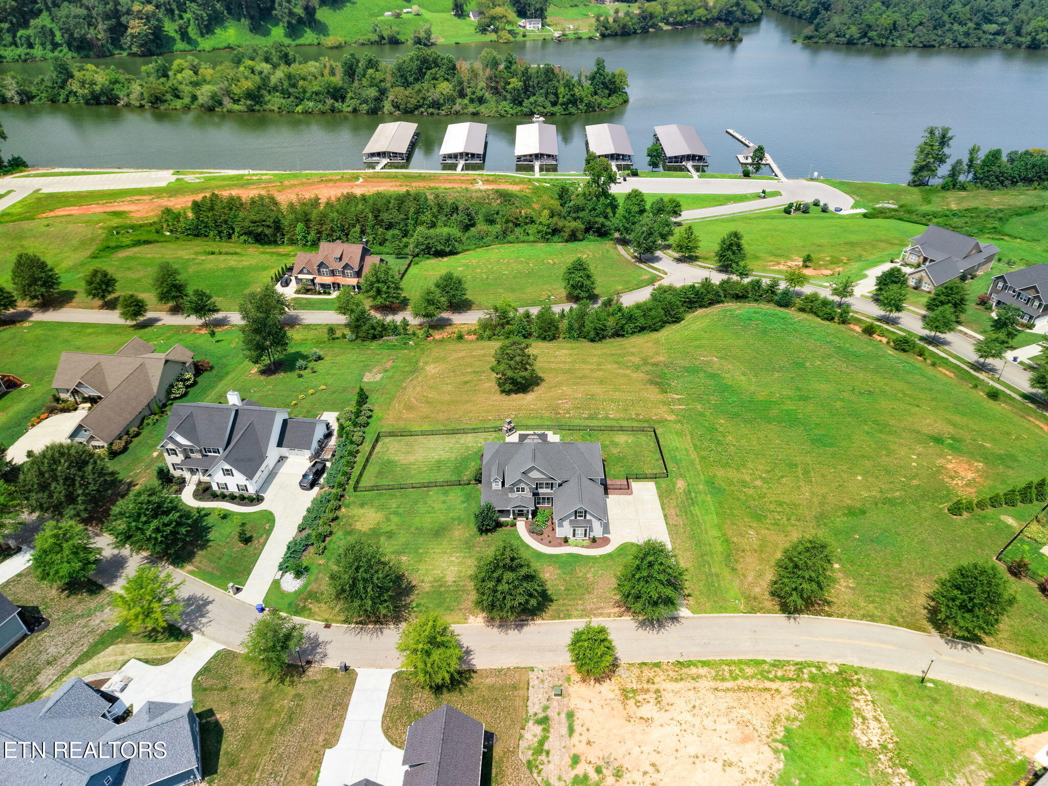 102 Pineberry West Rd