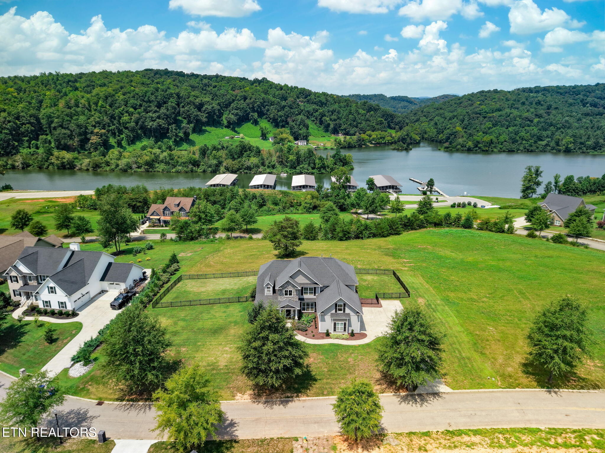 102 Pineberry West Rd