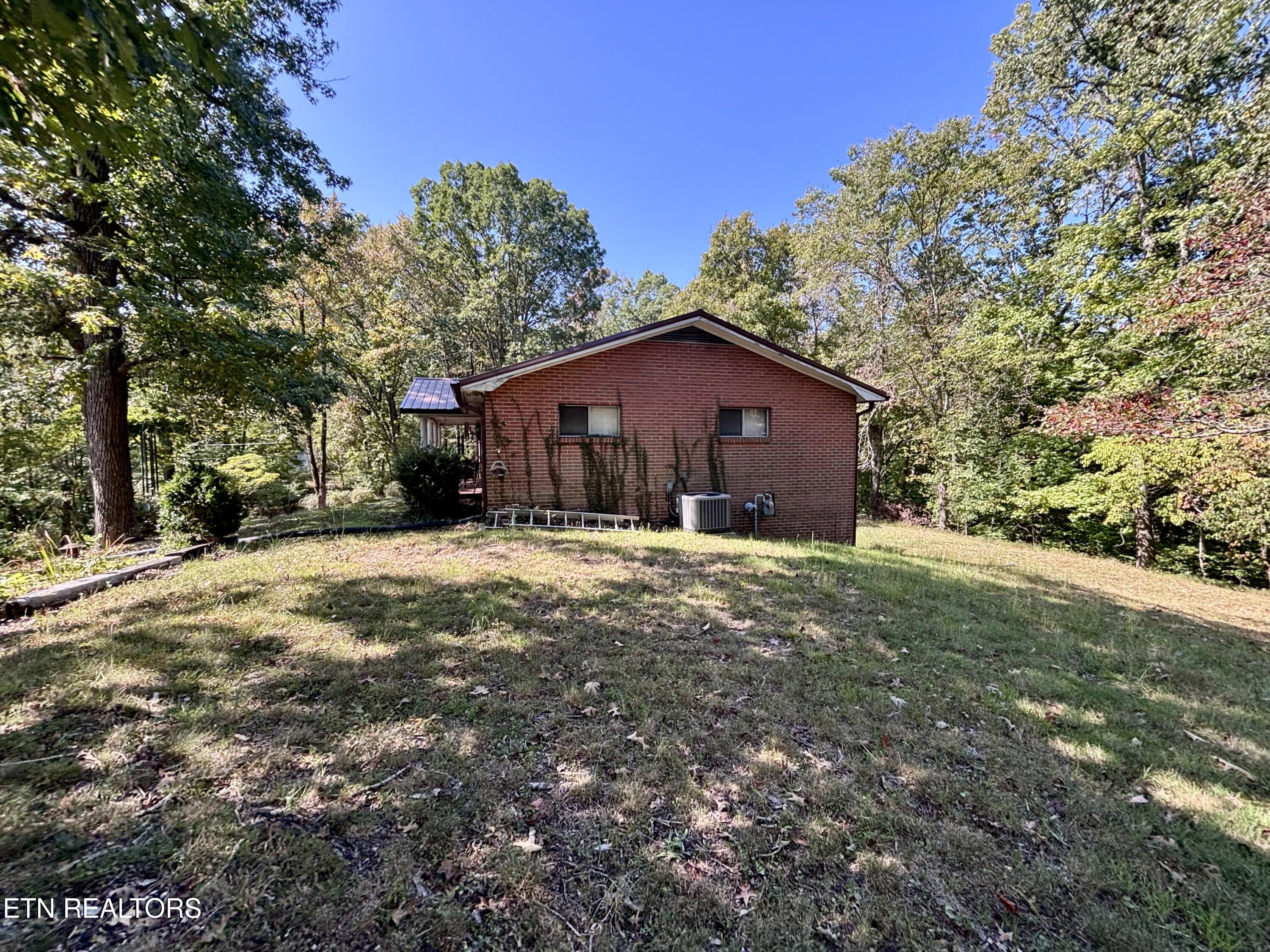 145 Scott Rd