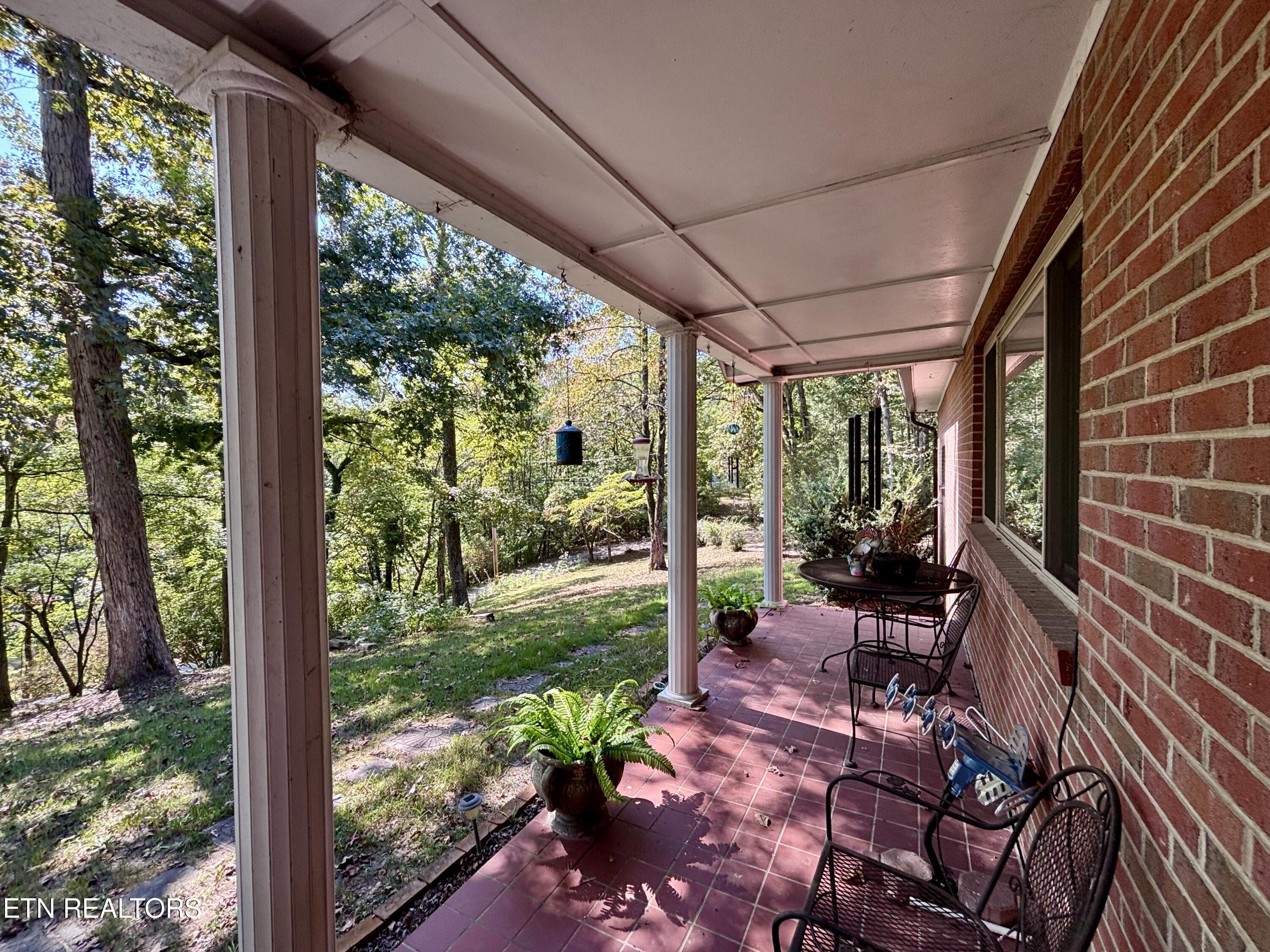 145 Scott Rd
