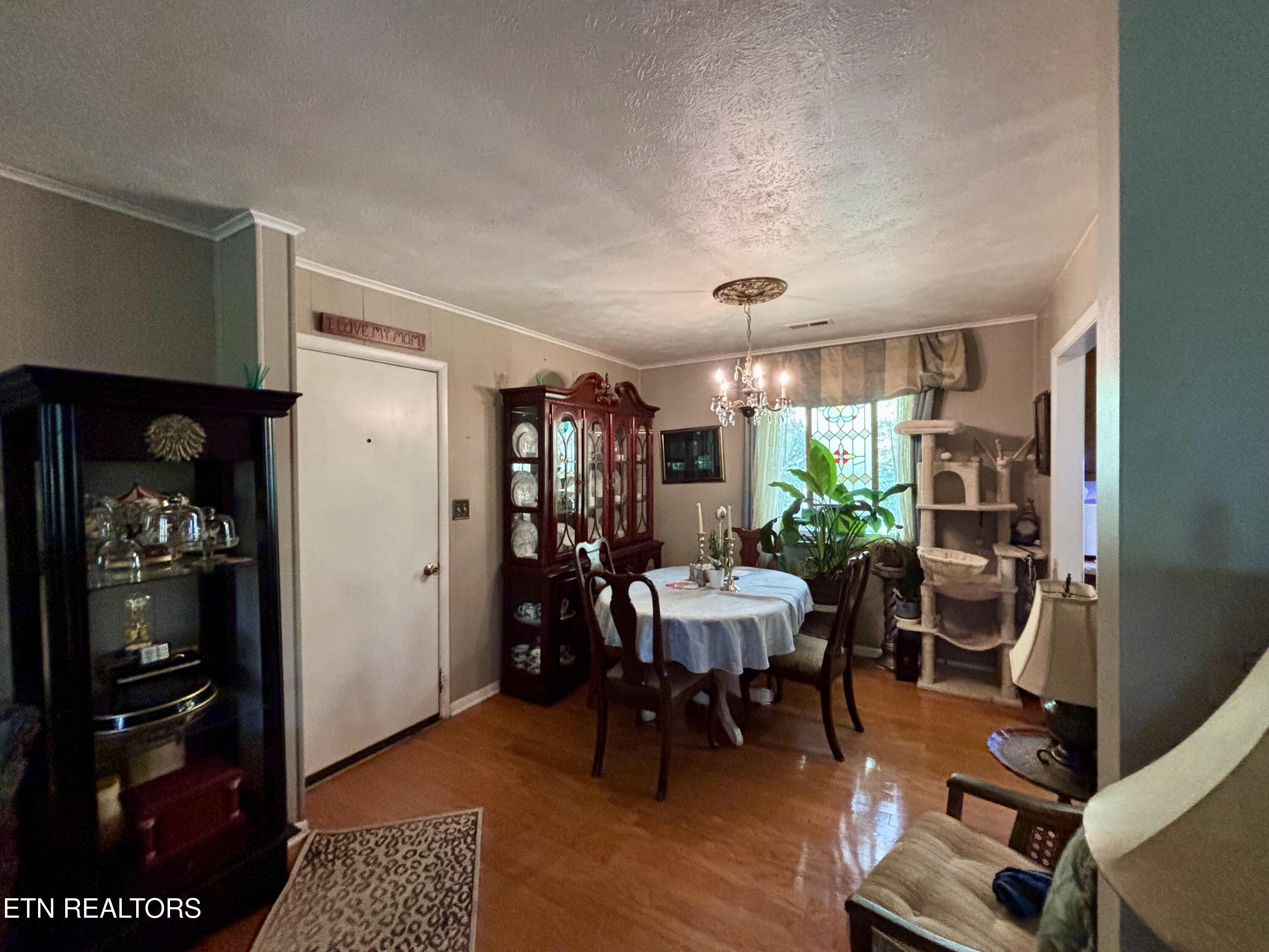 145 Scott Rd
