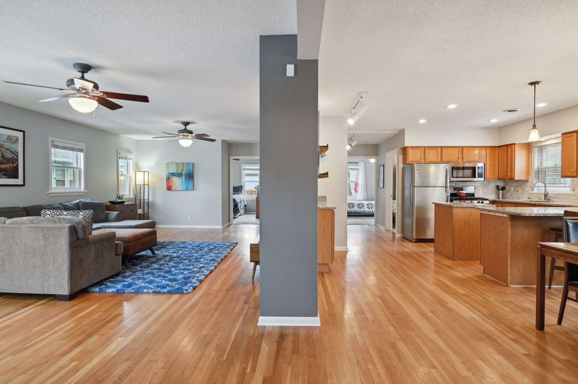 303 E Diamond Lake Road