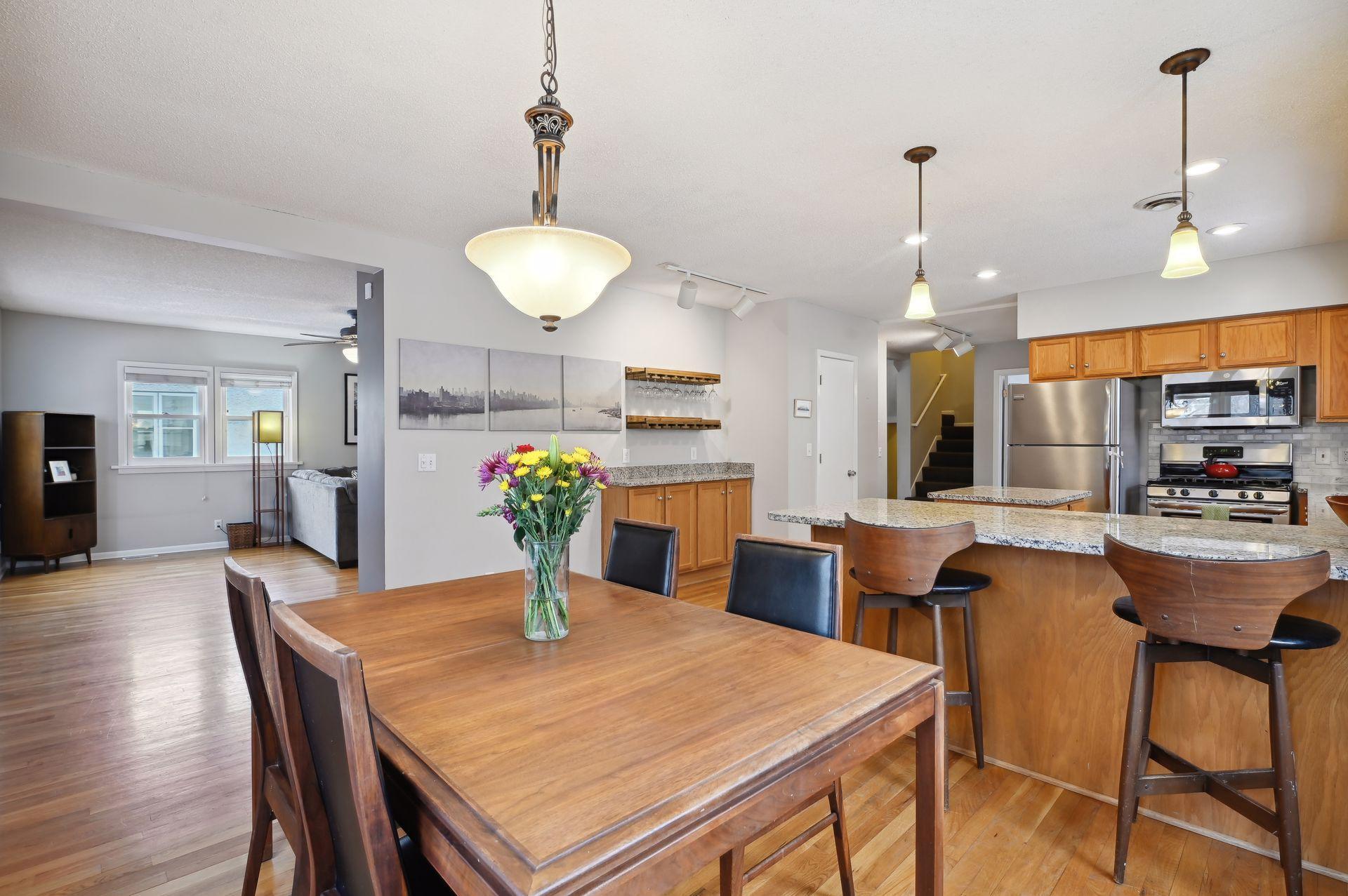 303 E Diamond Lake Road