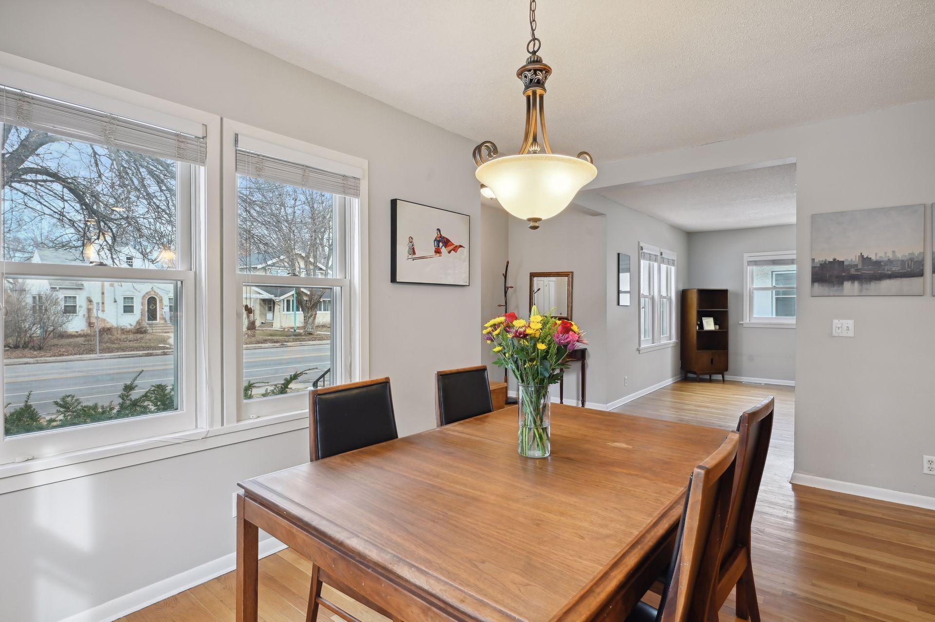 303 E Diamond Lake Road