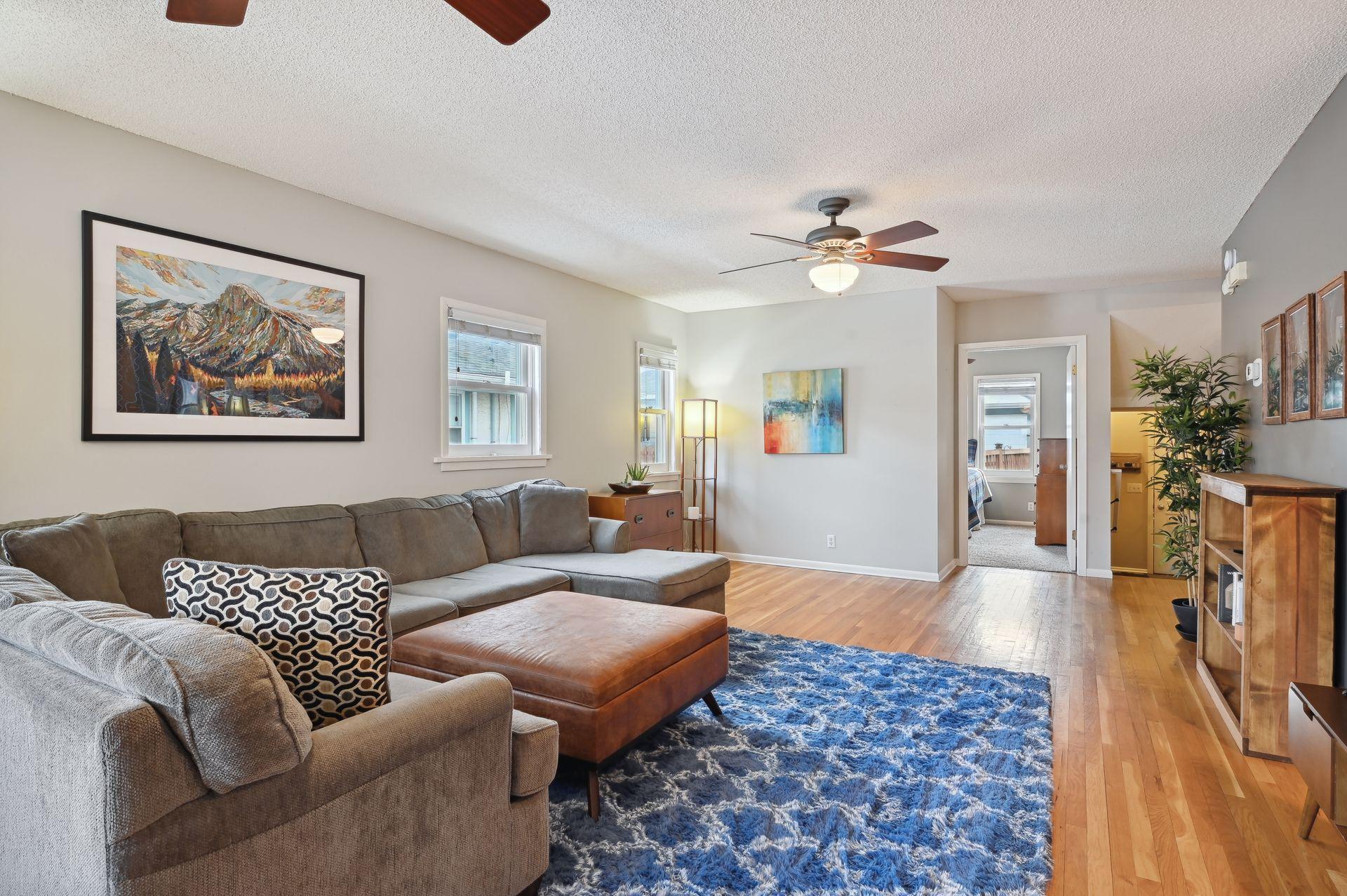 303 E Diamond Lake Road