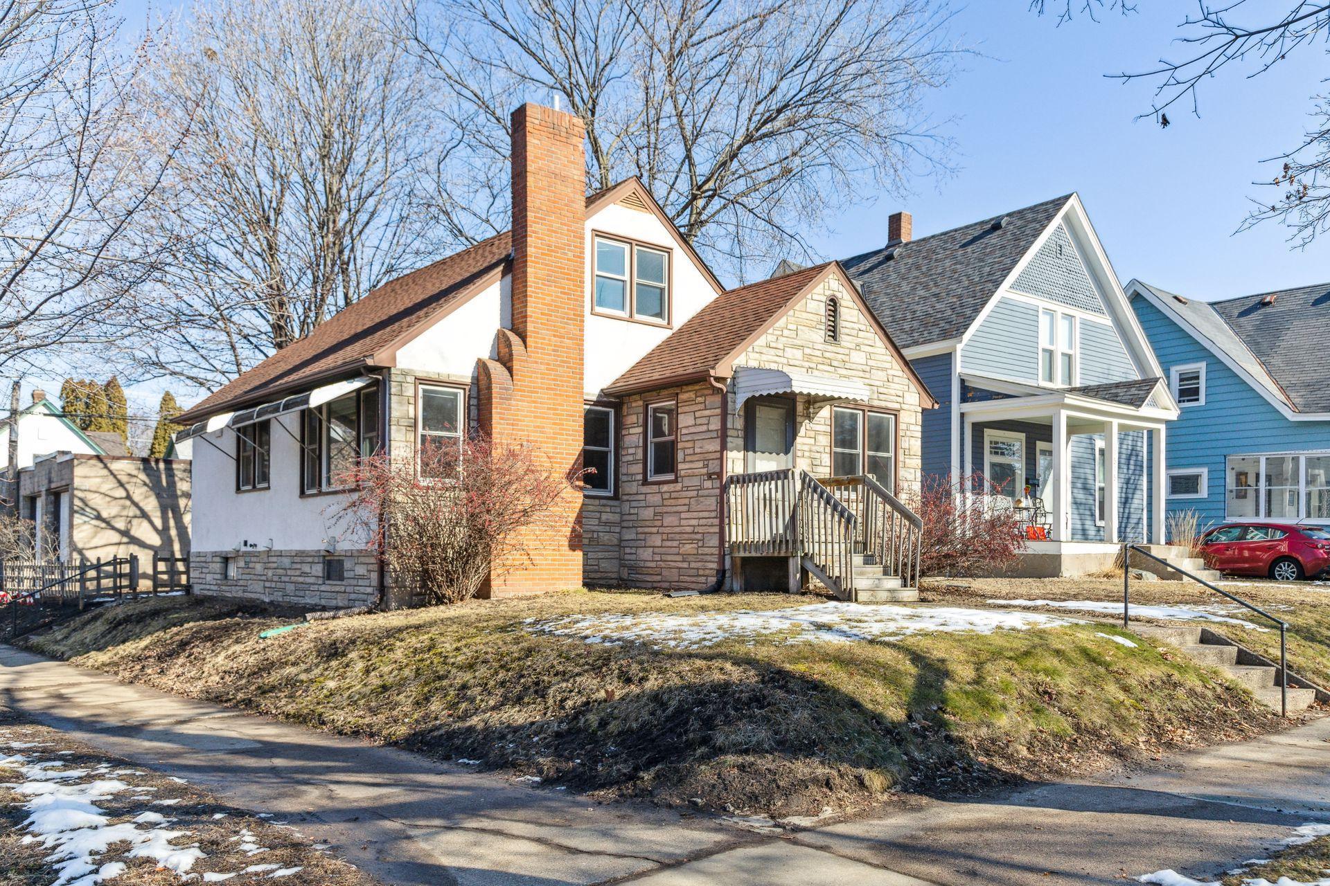 1519 Hague Avenue