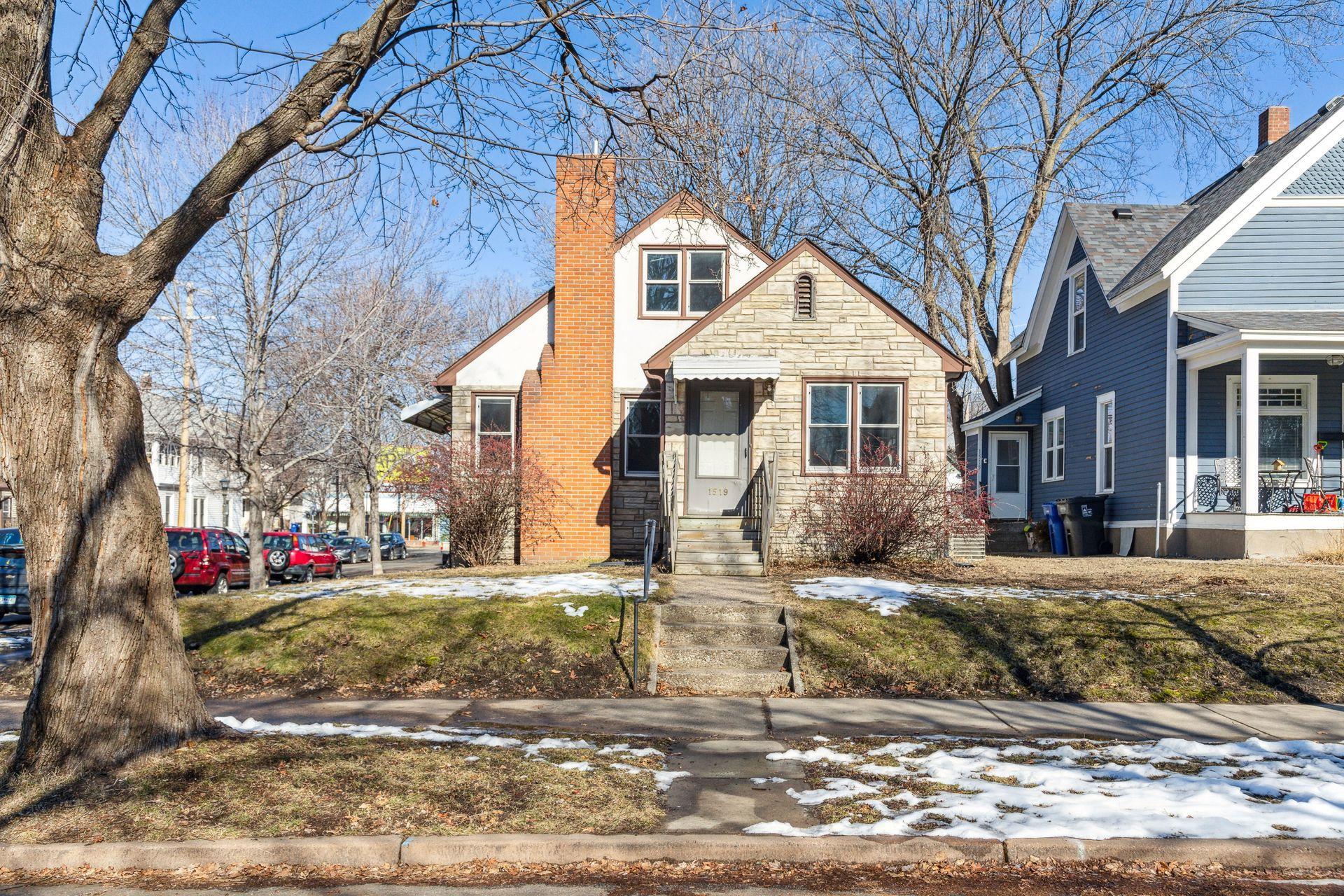 1519 Hague Avenue