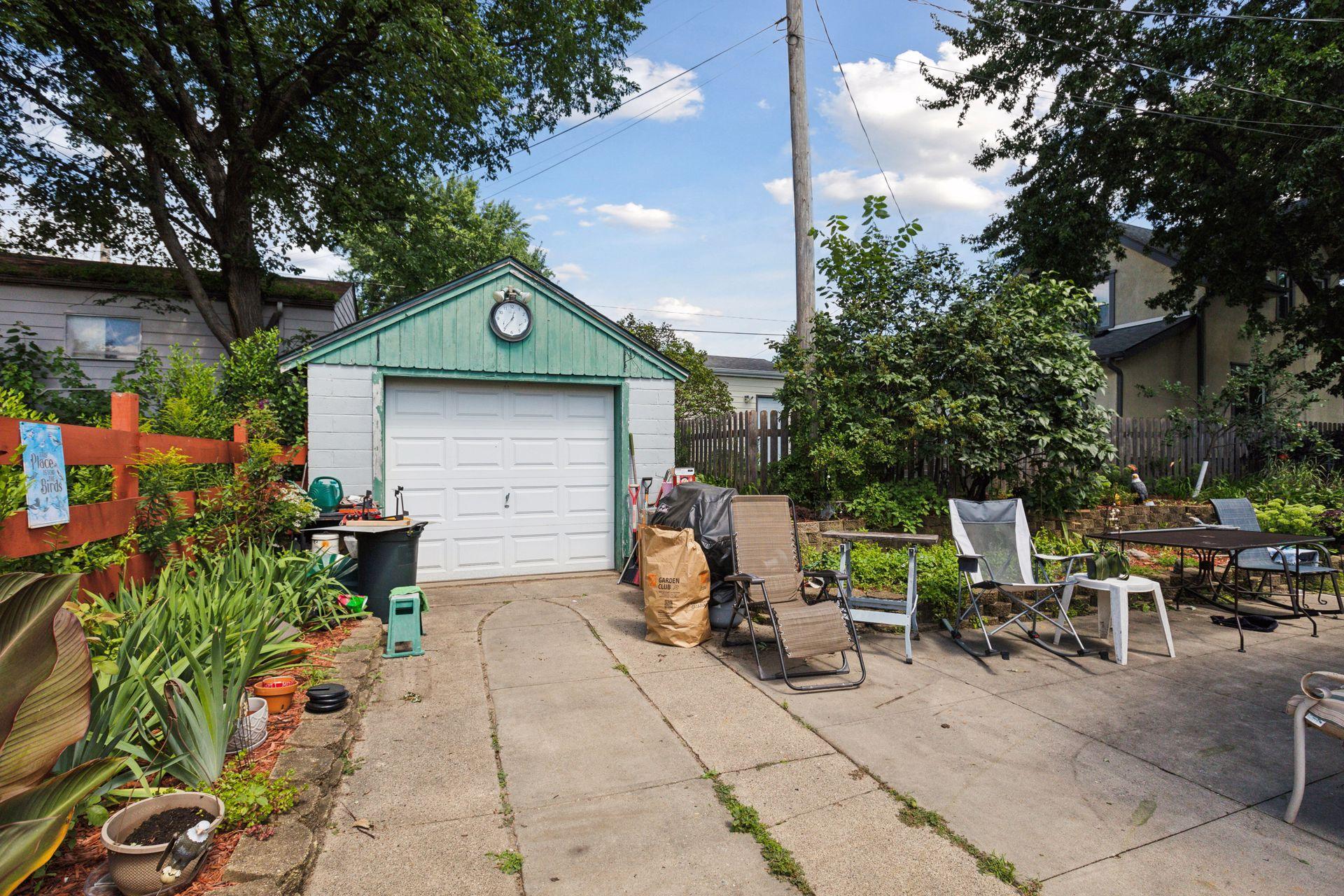 2124 E 36 1/2 Street