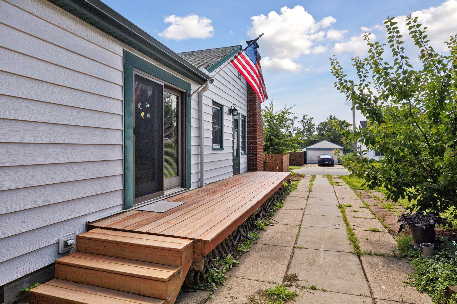 2124 E 36 1/2 Street