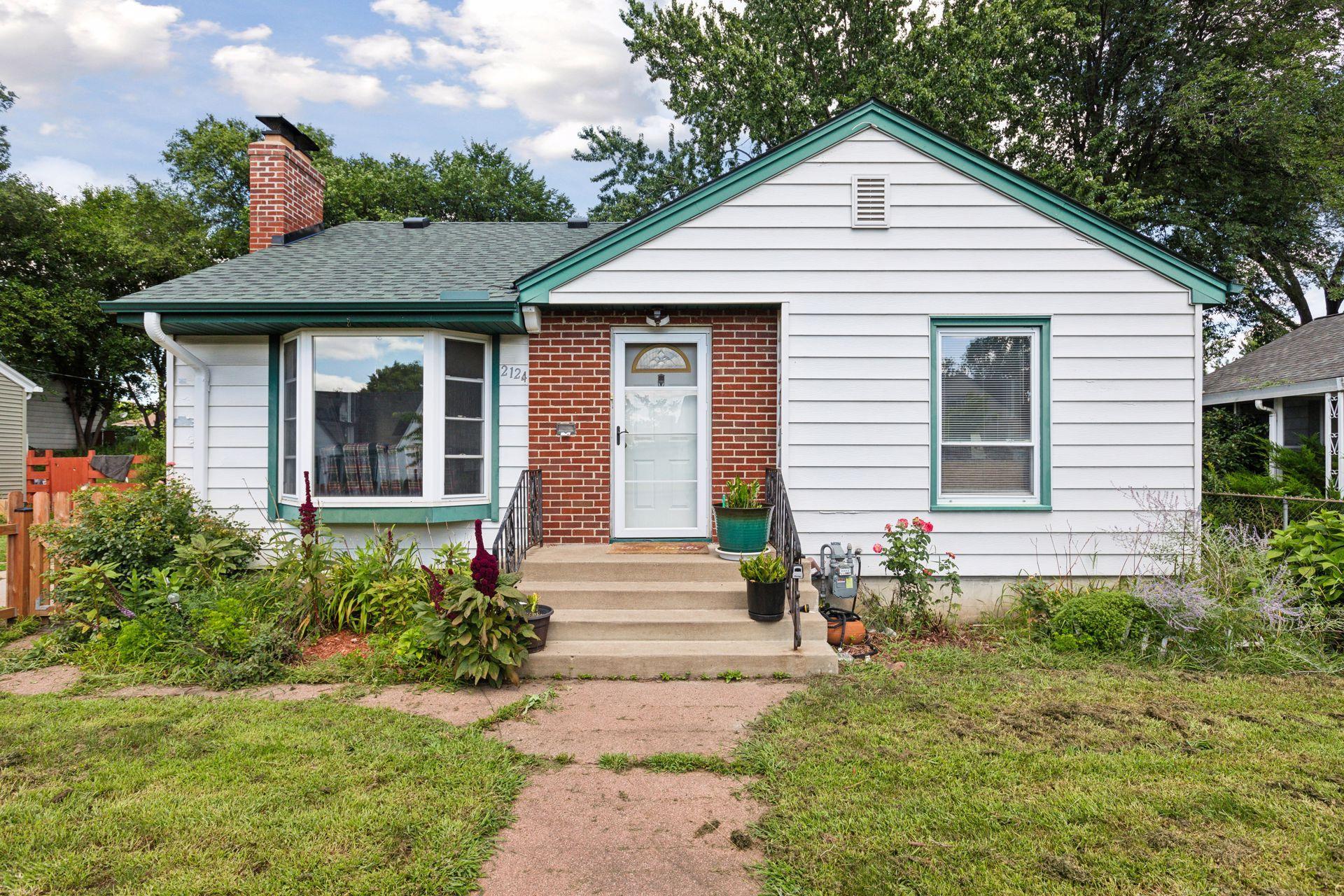 2124 E 36 1/2 Street