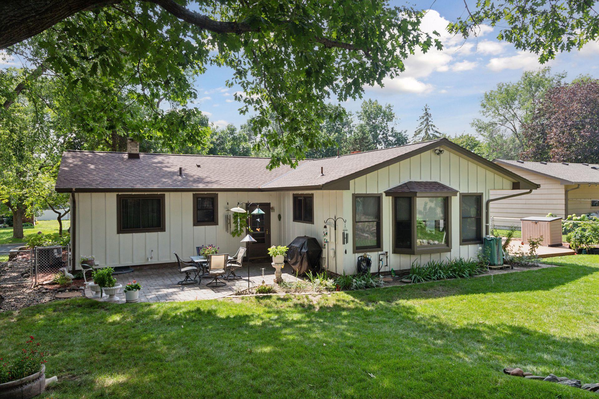 3683 Glen Oaks Avenue