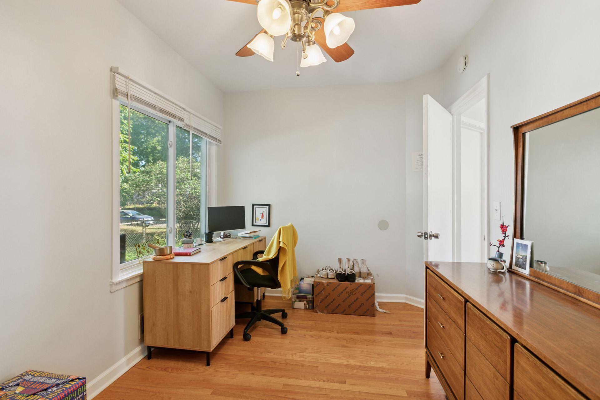 2410 Quincy Street NE