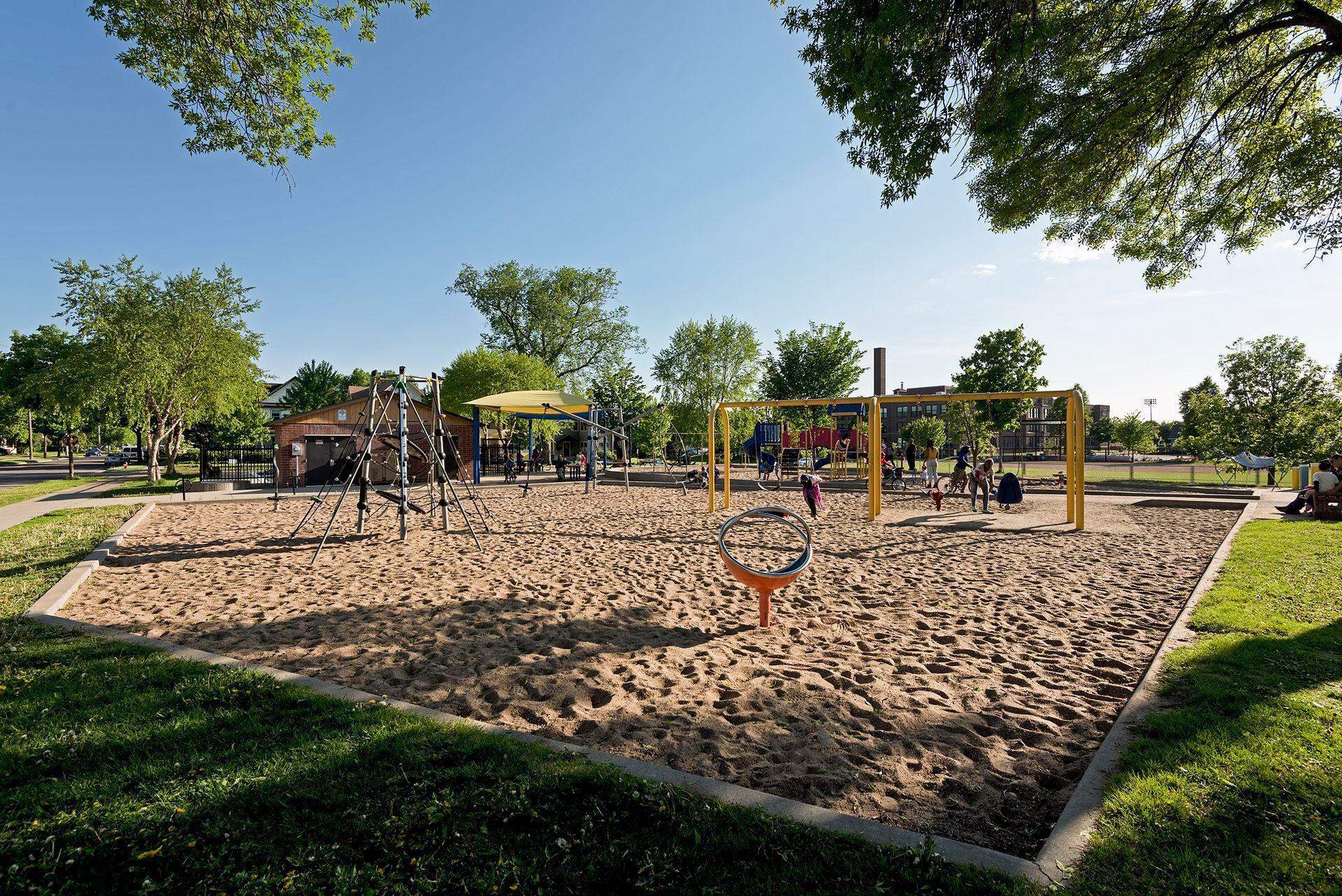 2410 Quincy Street NE