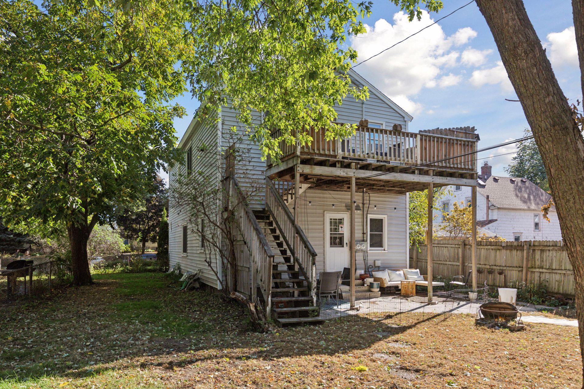 2410 Quincy Street NE