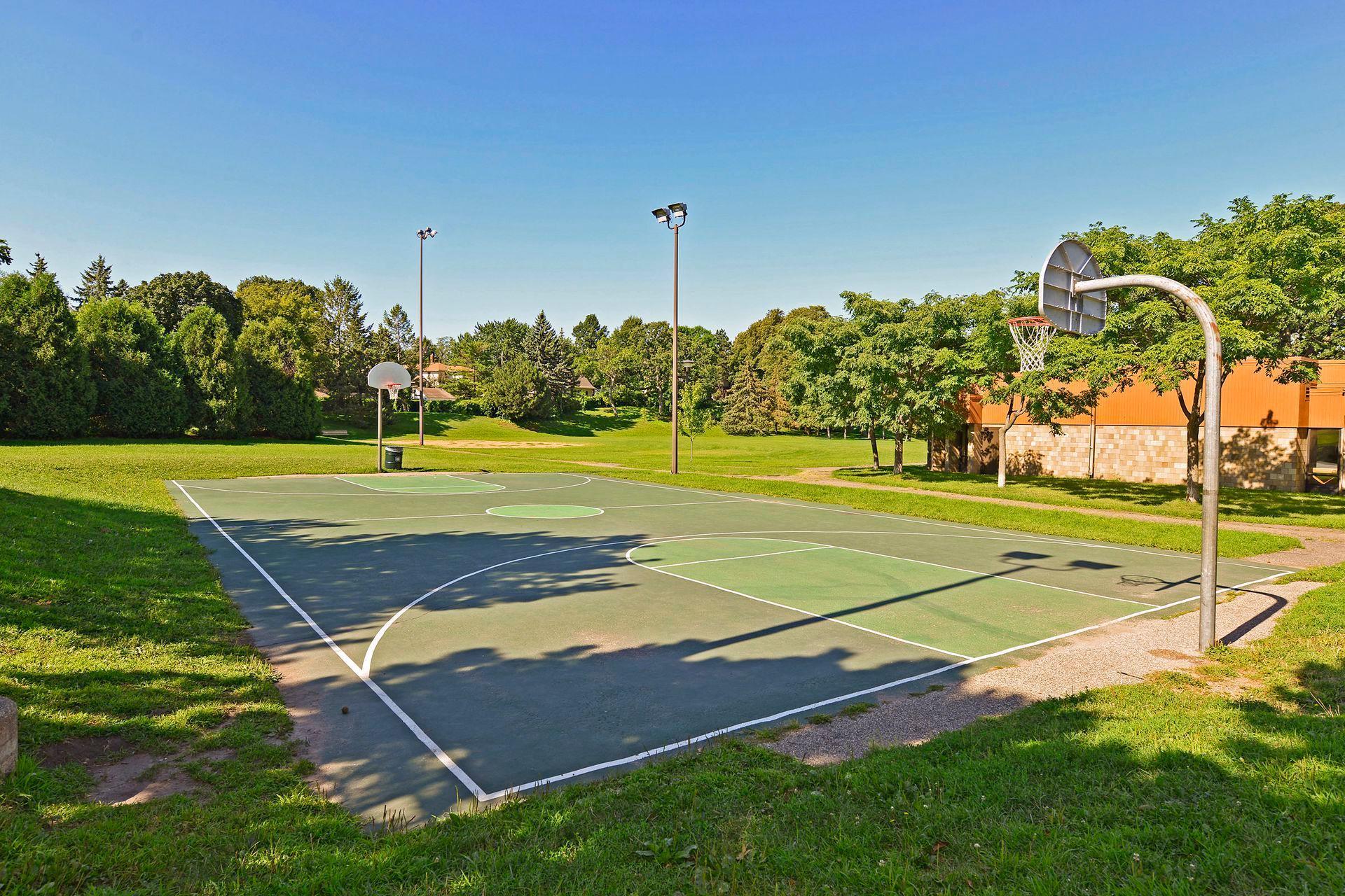 2410 Quincy Street NE