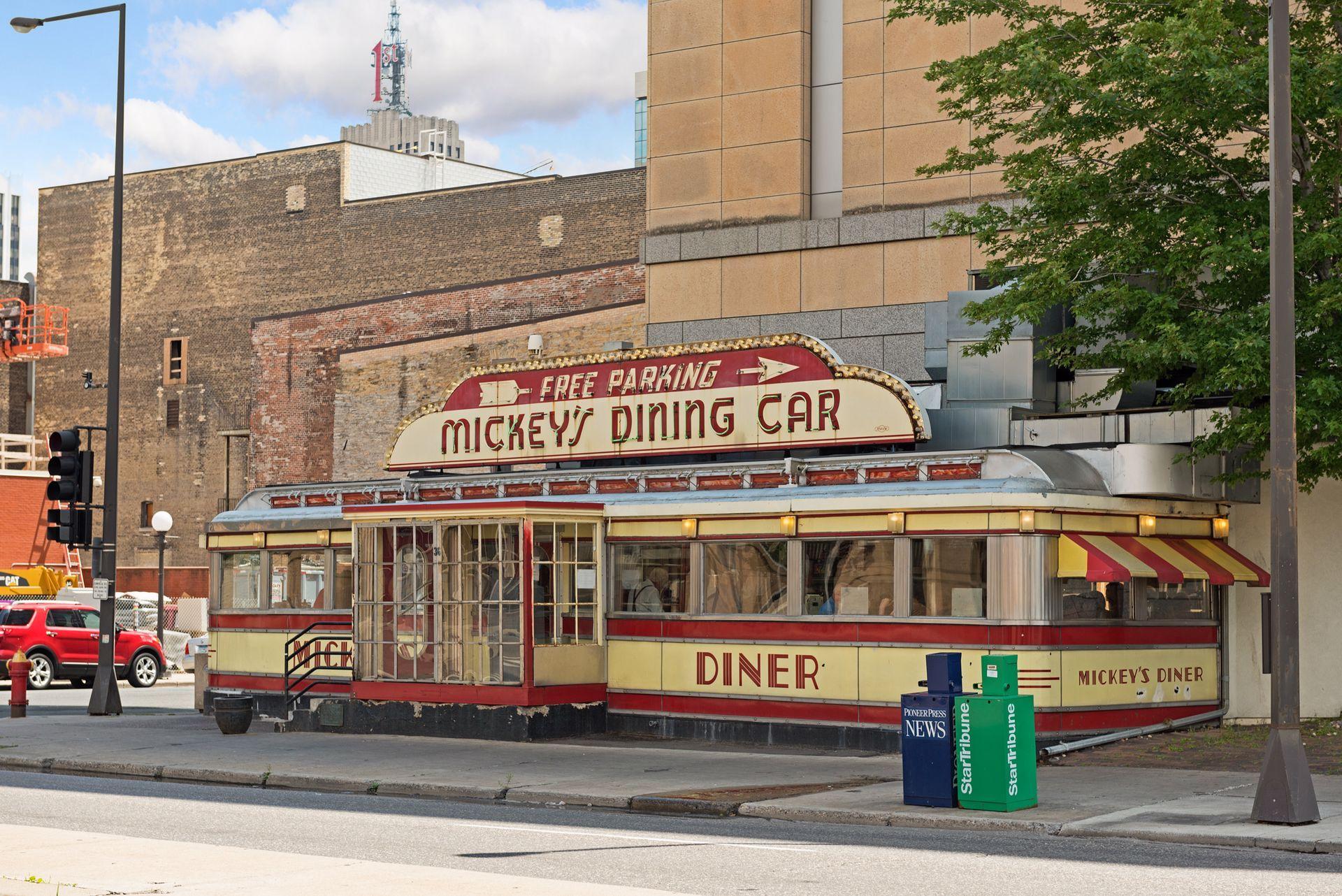 78 10th Street E Unit: 1710