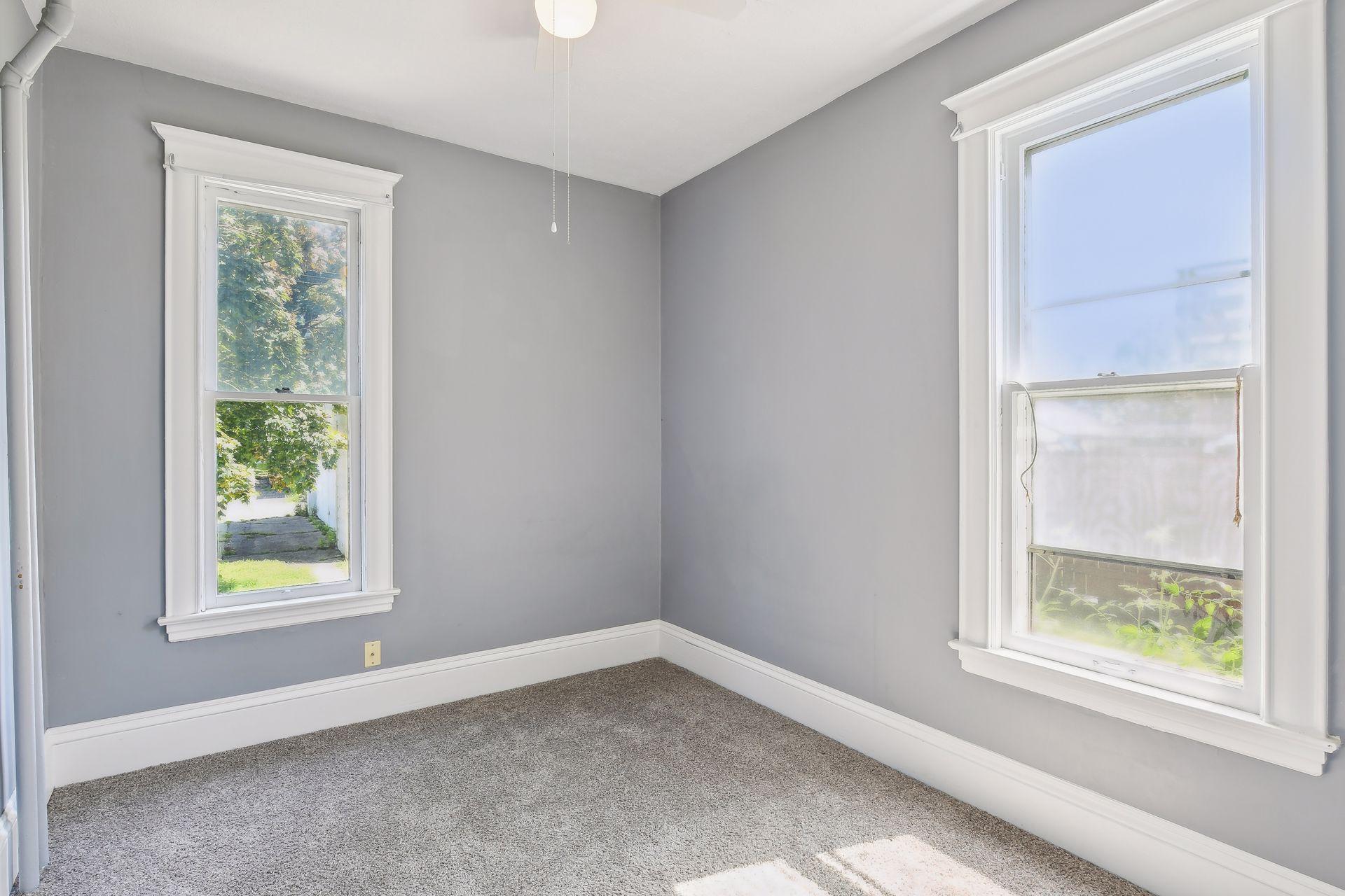 1947 Fillmore Street NE