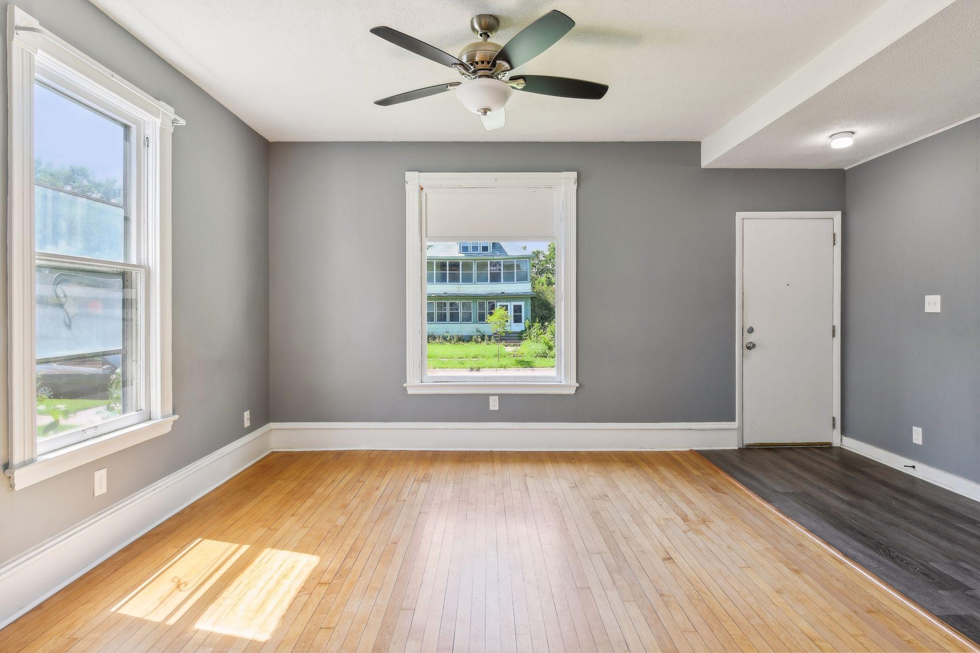 1947 Fillmore Street NE