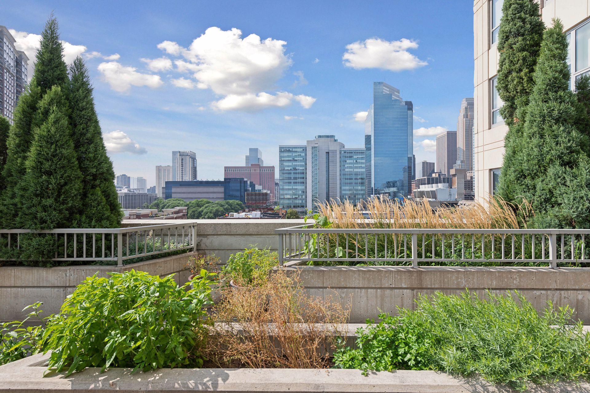 929 Portland Avenue Unit: 902