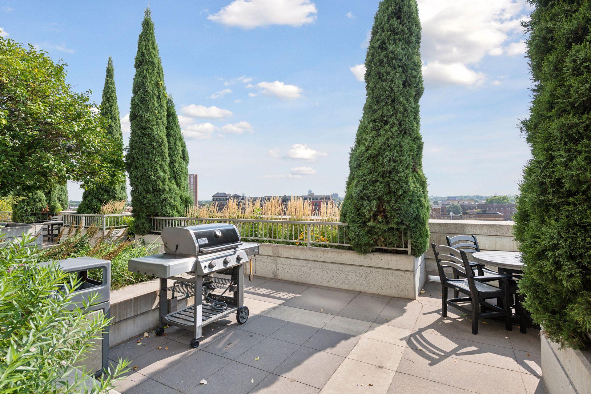 929 Portland Avenue Unit: 902